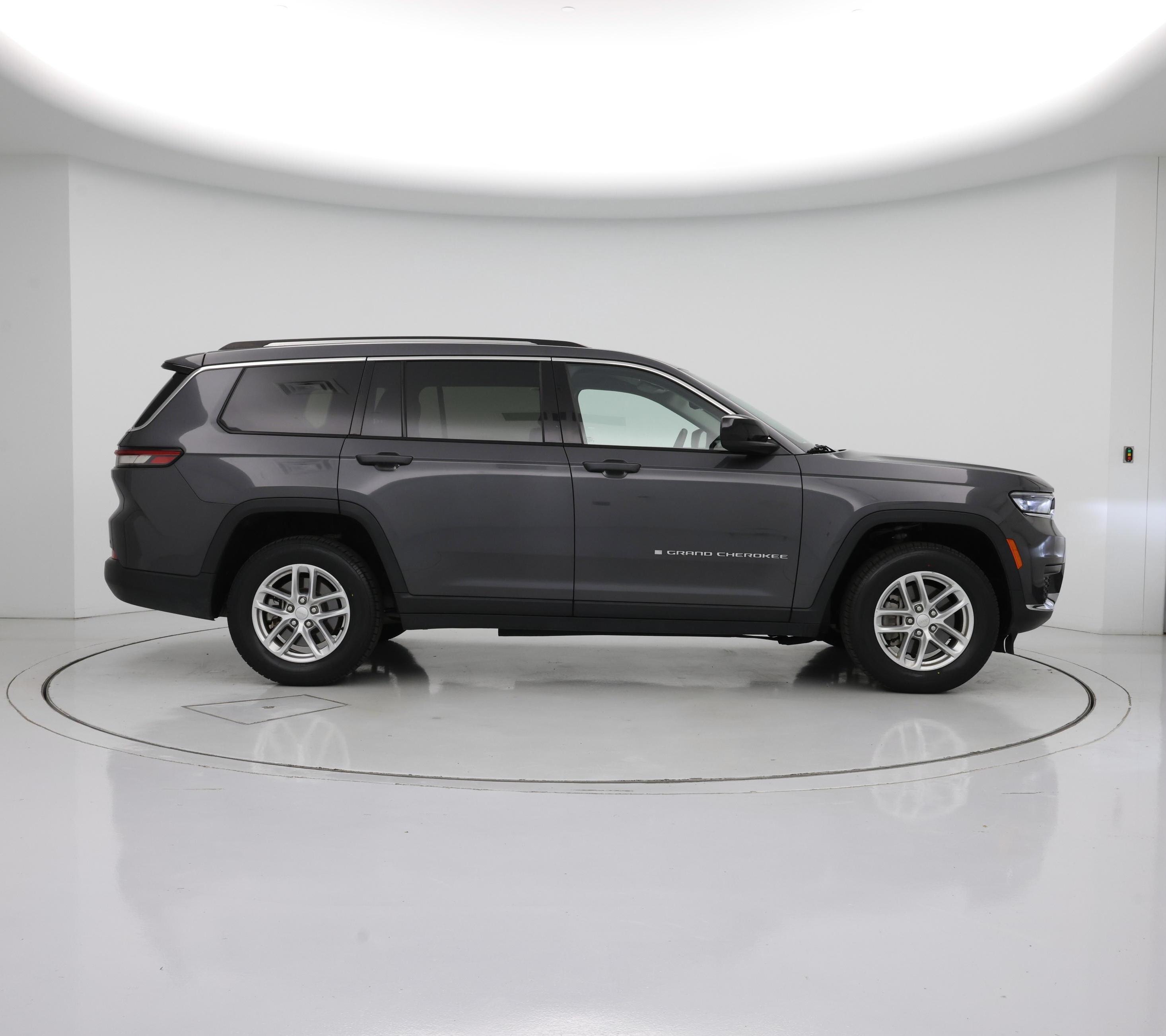 Thumbnail: 2023 Jeep Grand Cherokee L - 7