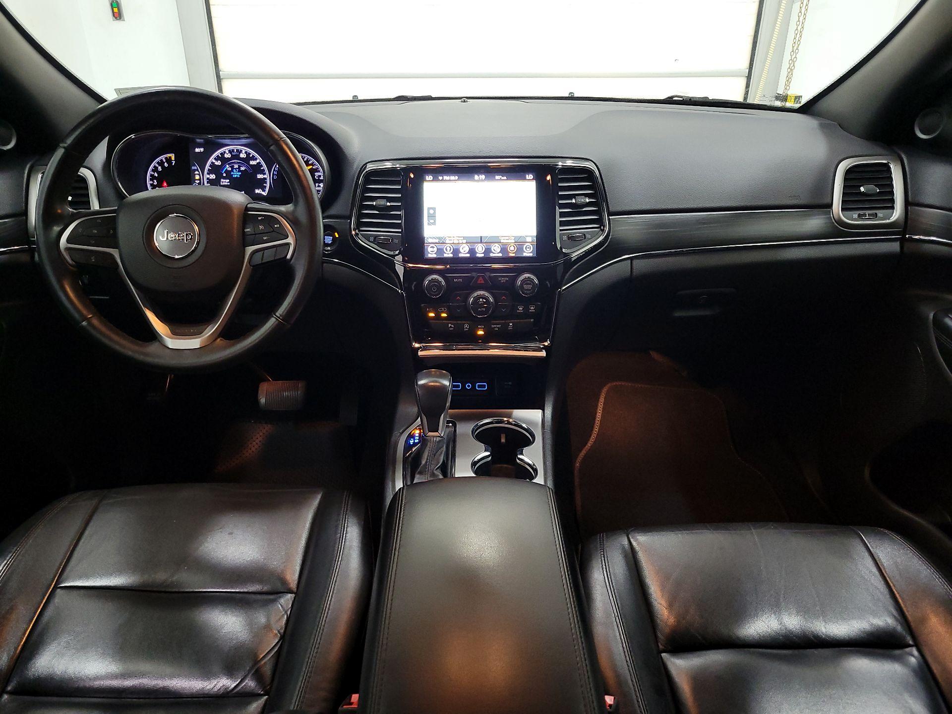 Thumbnail: 2019 Jeep Grand Cherokee - 9