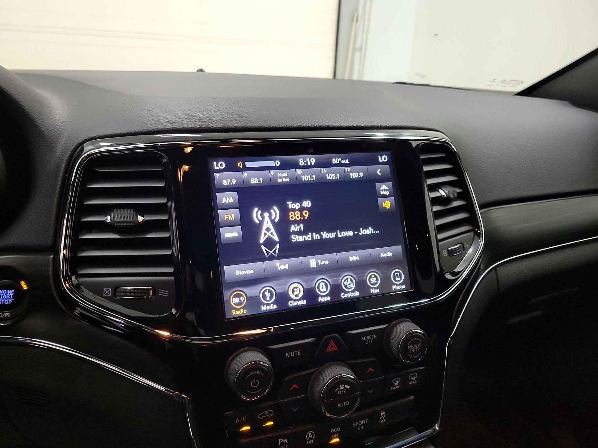 Thumbnail: 2019 Jeep Grand Cherokee - 16