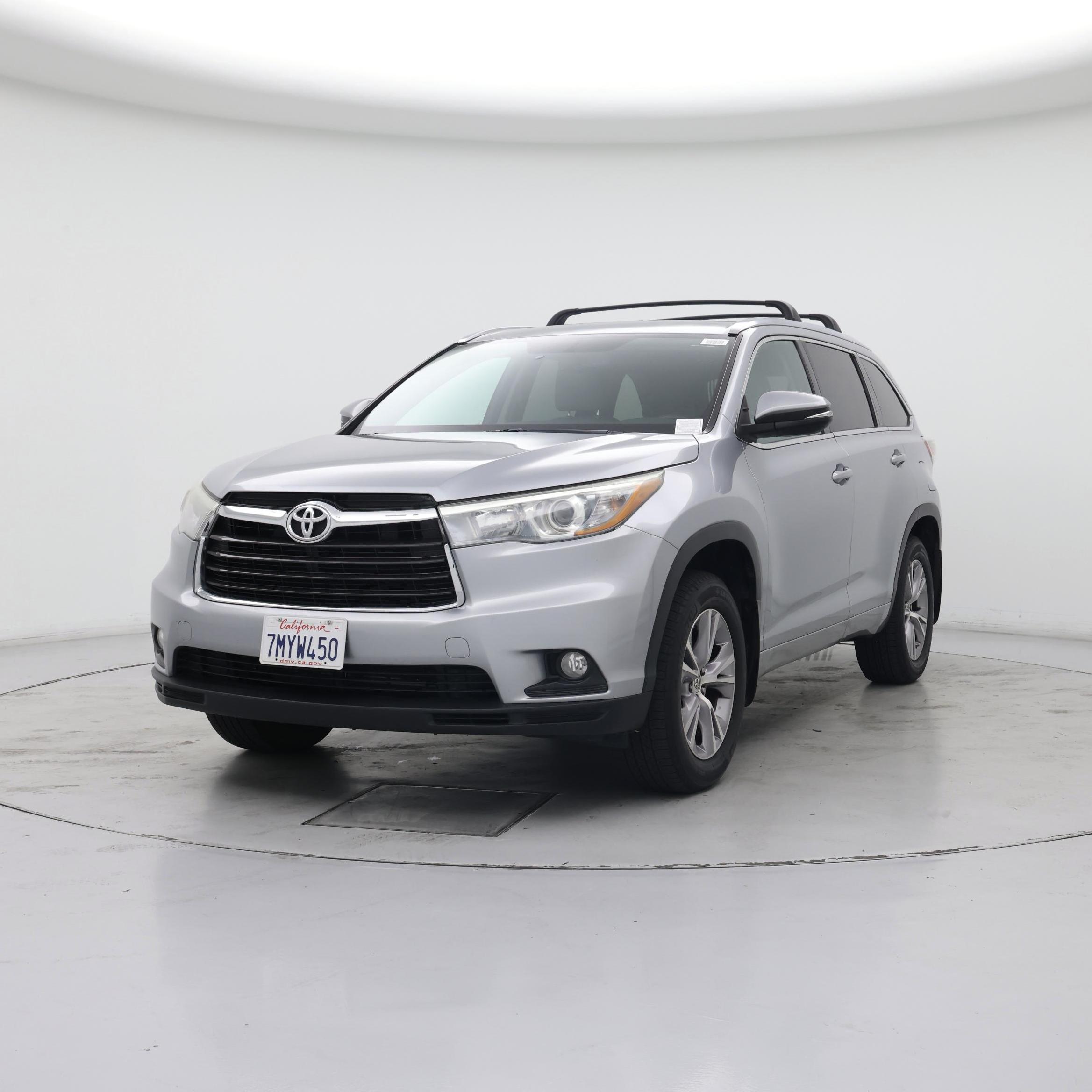 Thumbnail: 2015 Toyota Highlander - 4