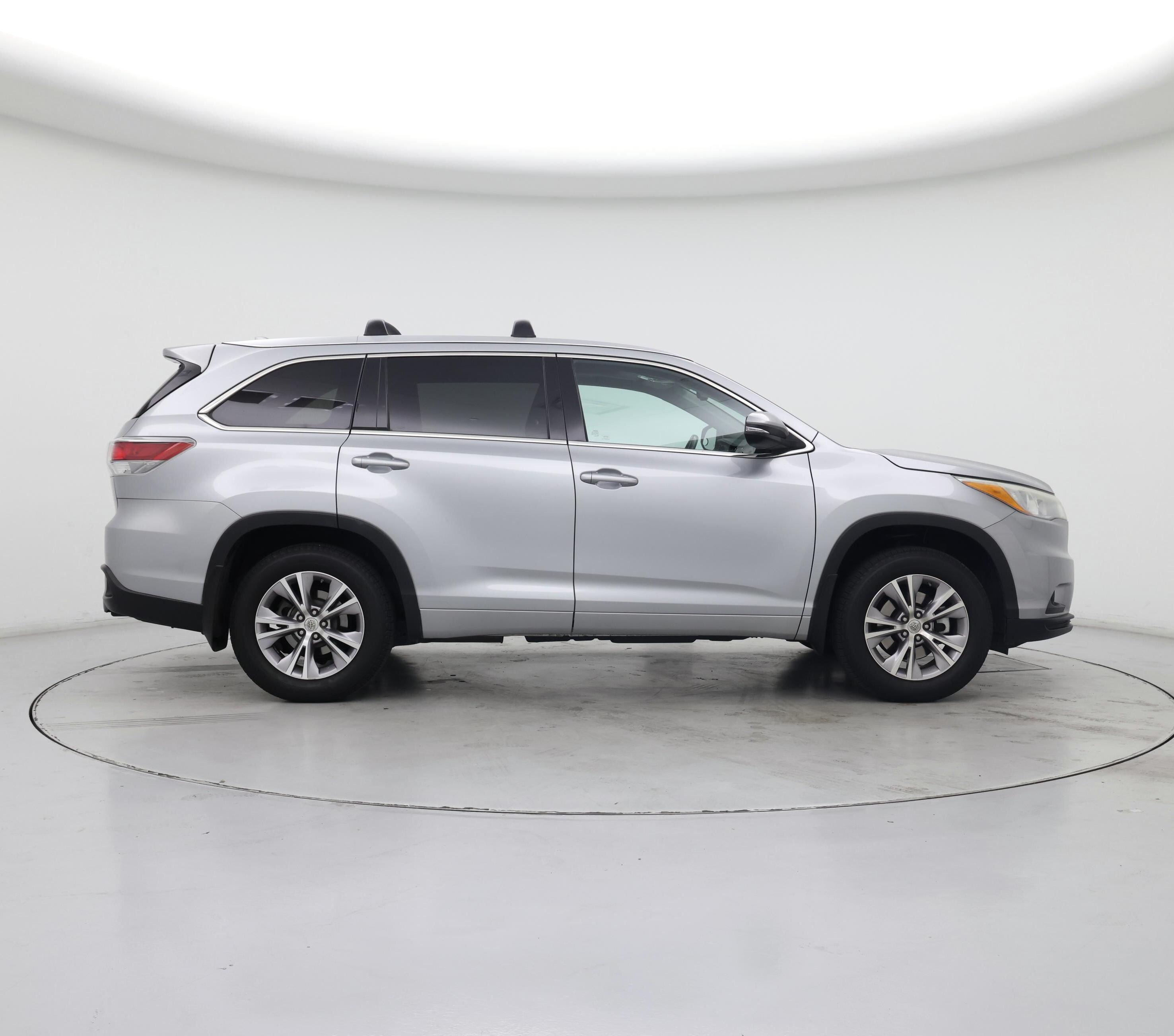 Thumbnail: 2015 Toyota Highlander - 7
