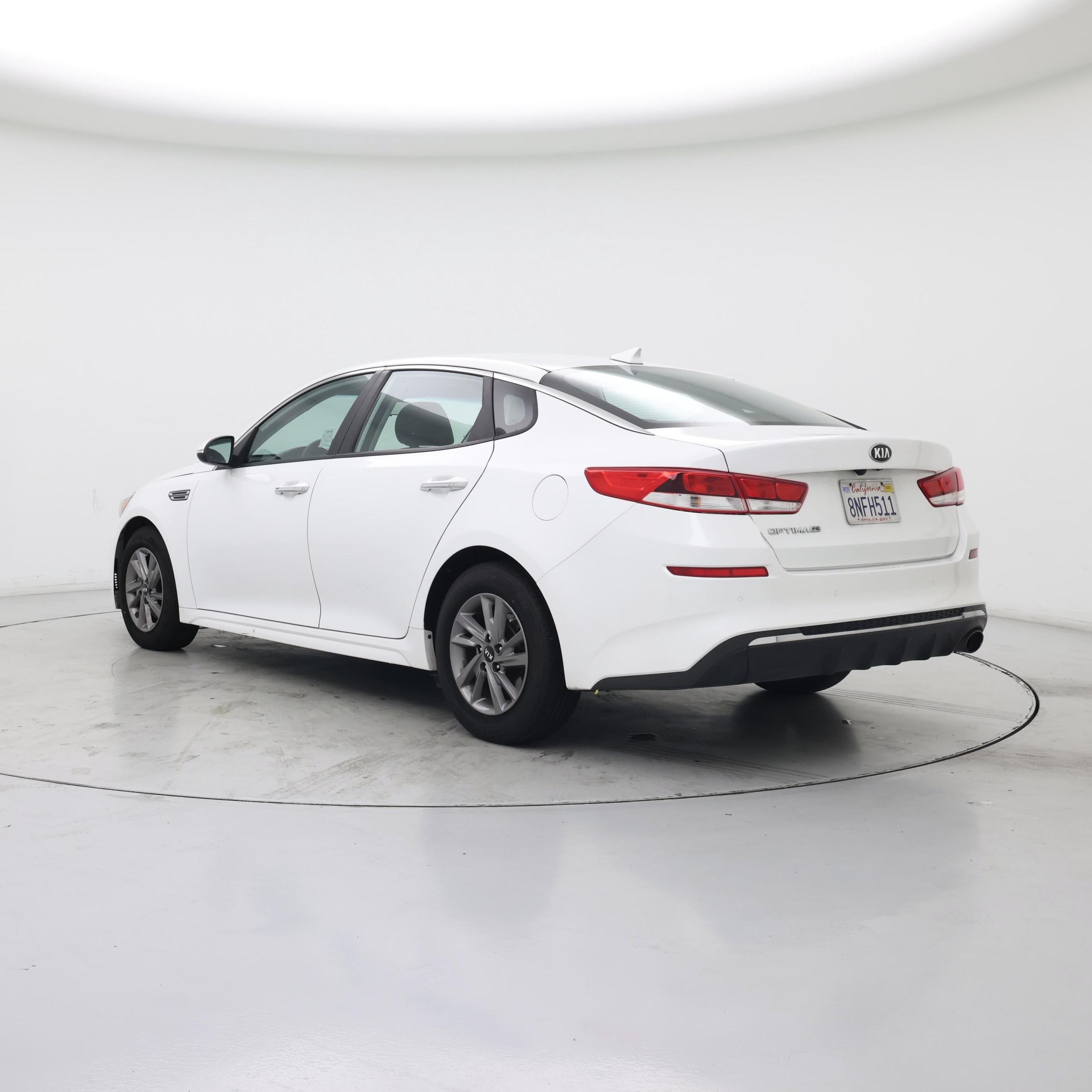Thumbnail: 2020 Kia Optima - 2