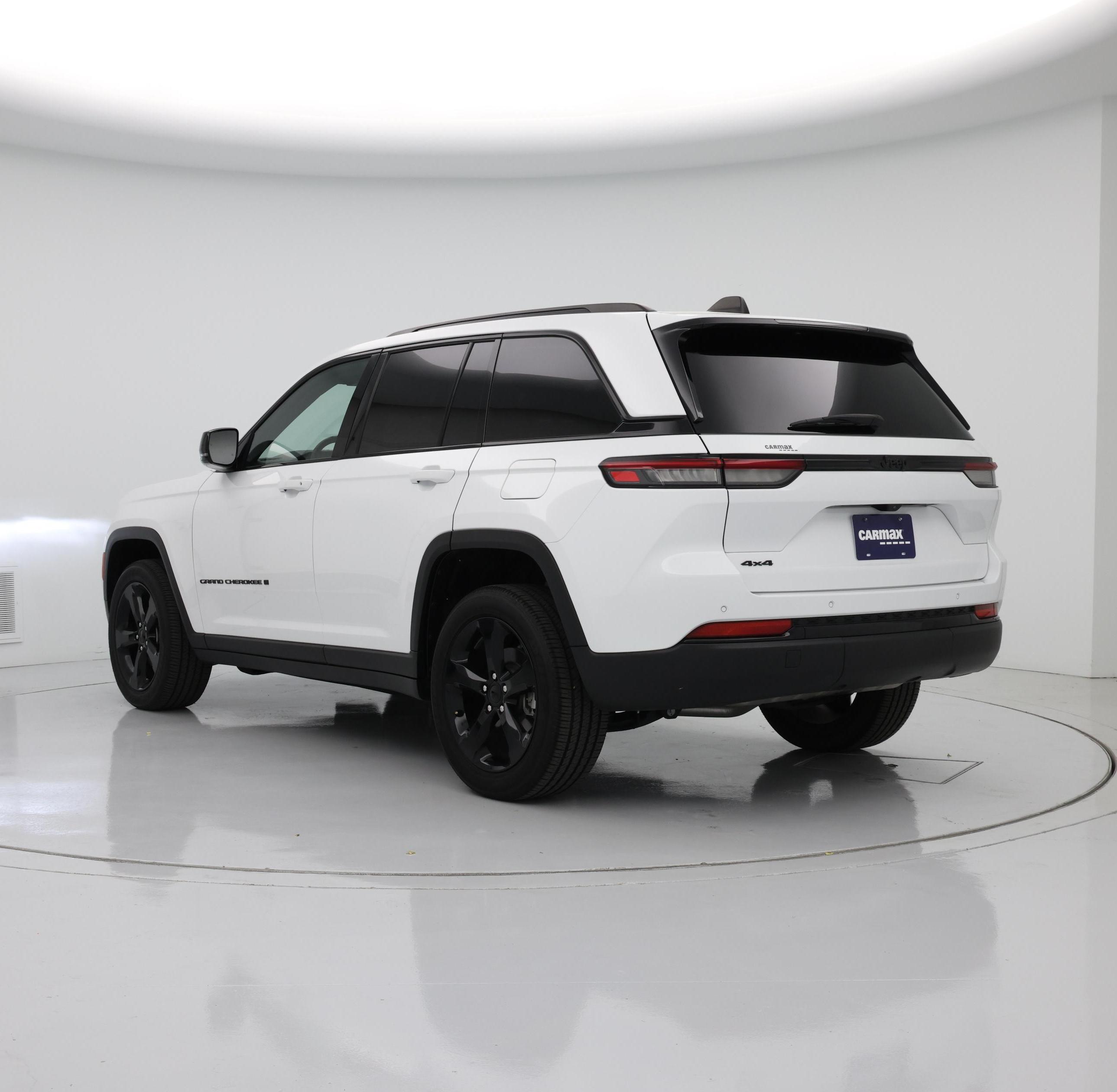 Thumbnail: 2023 Jeep Grand Cherokee - 2
