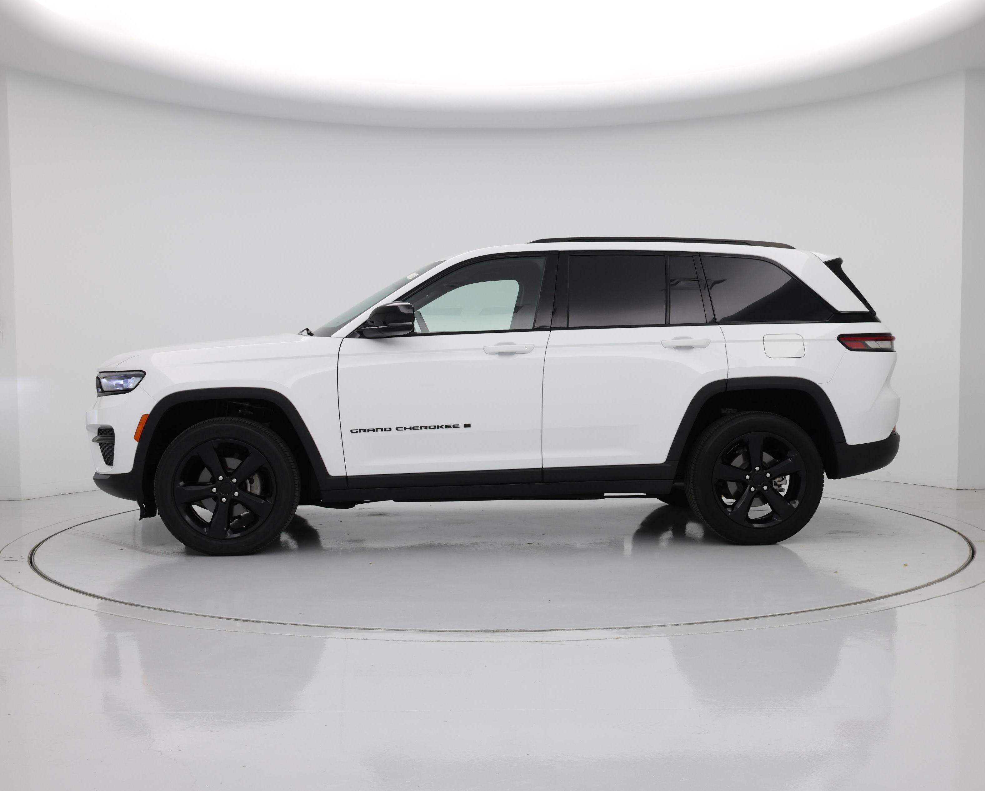 Thumbnail: 2023 Jeep Grand Cherokee - 3