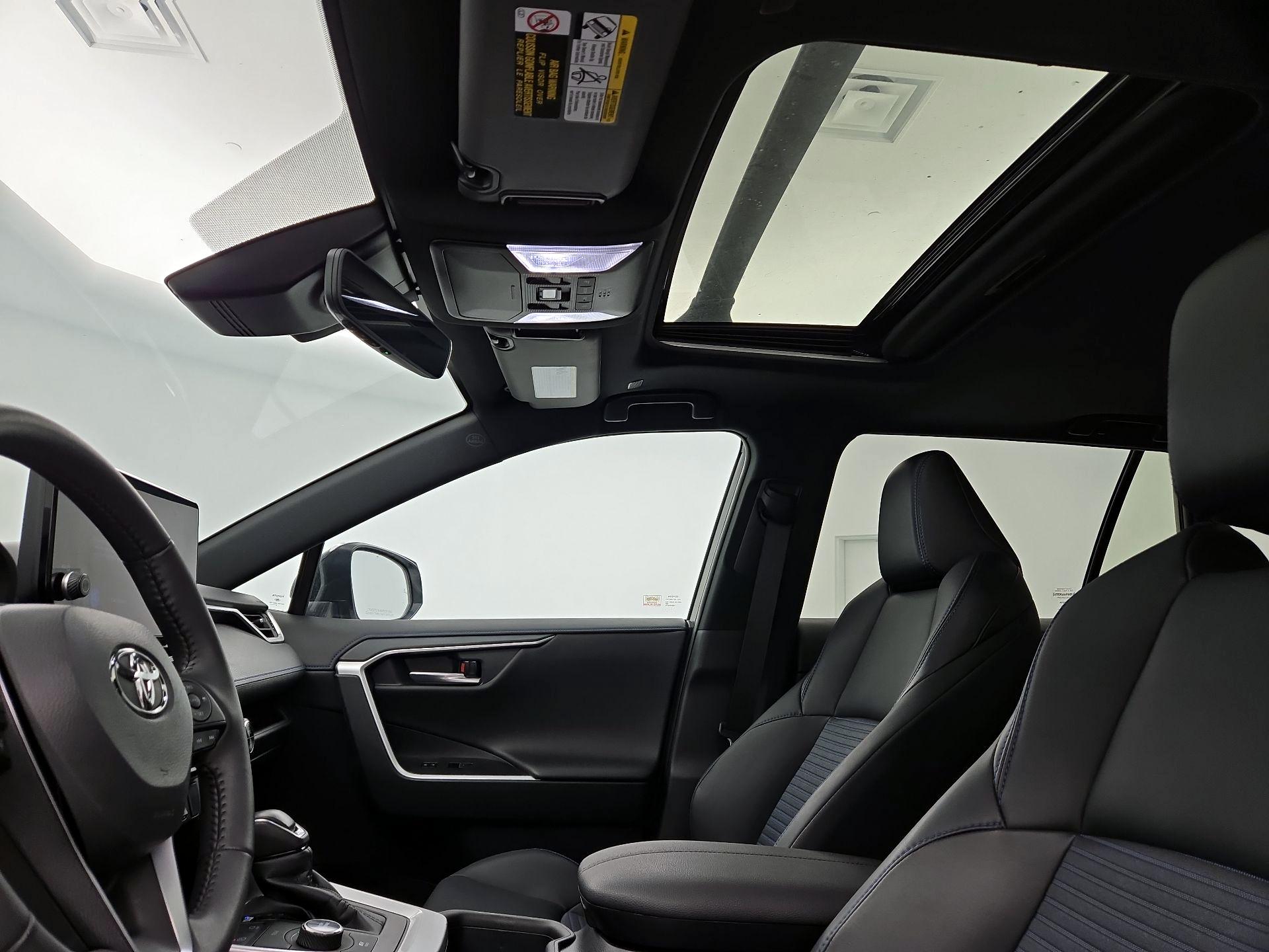 Thumbnail: 2024 Toyota RAV4 - 19