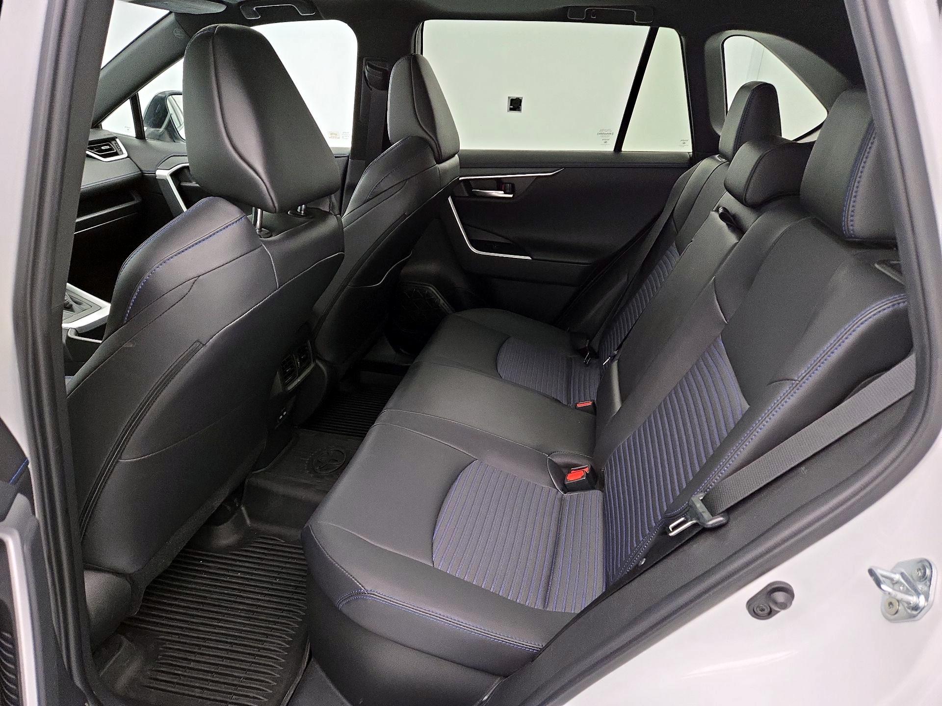 Thumbnail: 2024 Toyota RAV4 - 20