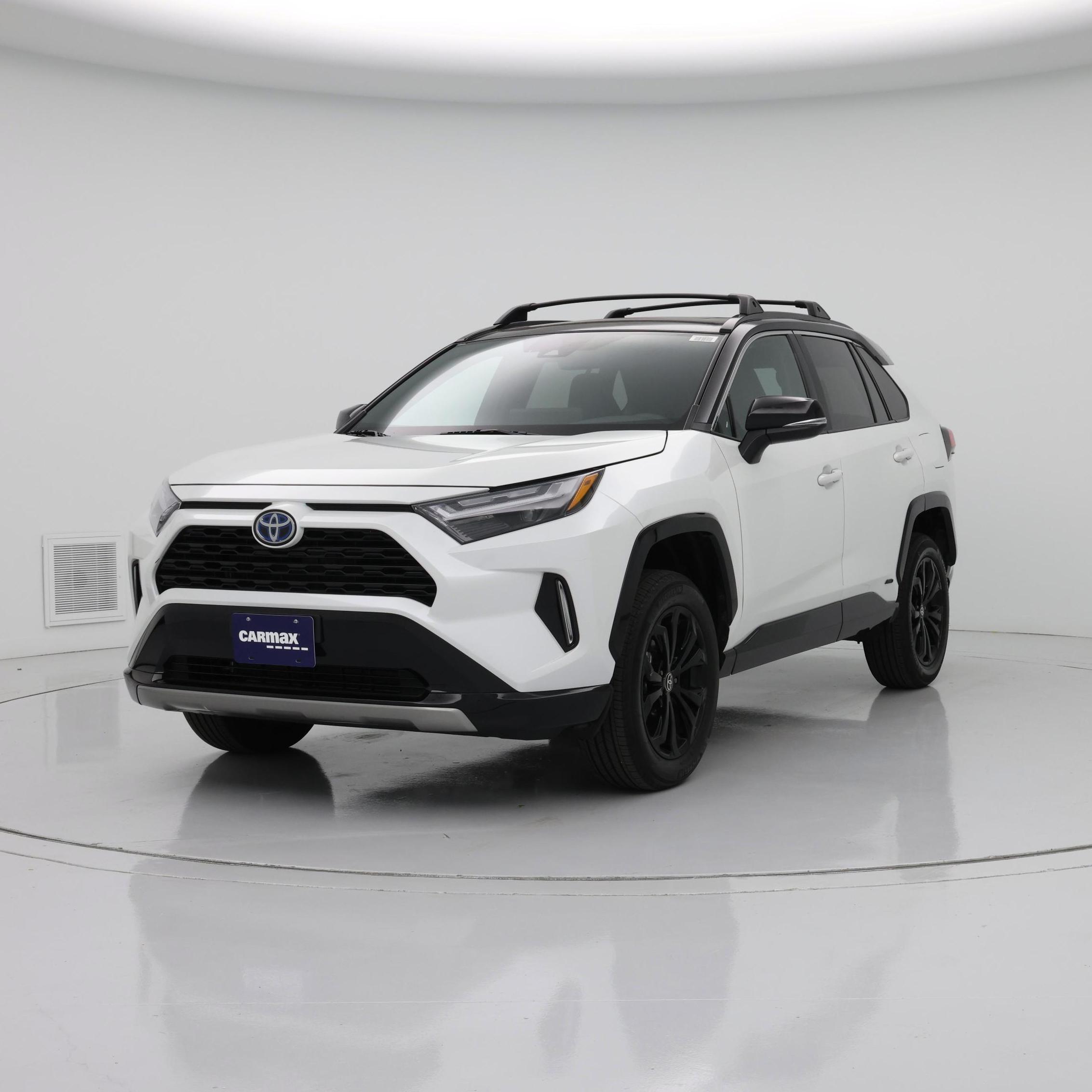 Thumbnail: 2024 Toyota RAV4 - 4