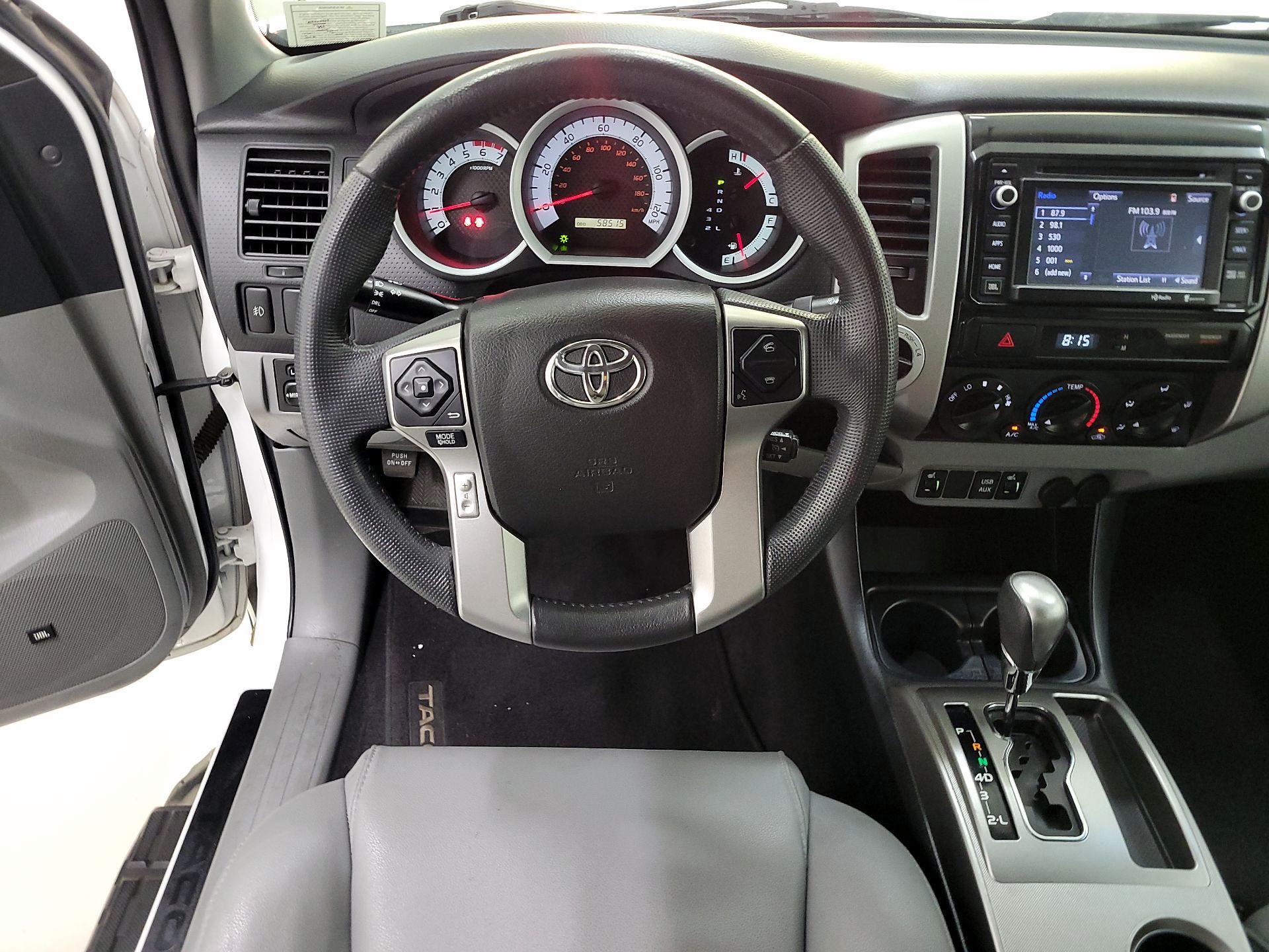 Thumbnail: 2014 Toyota Tacoma - 10