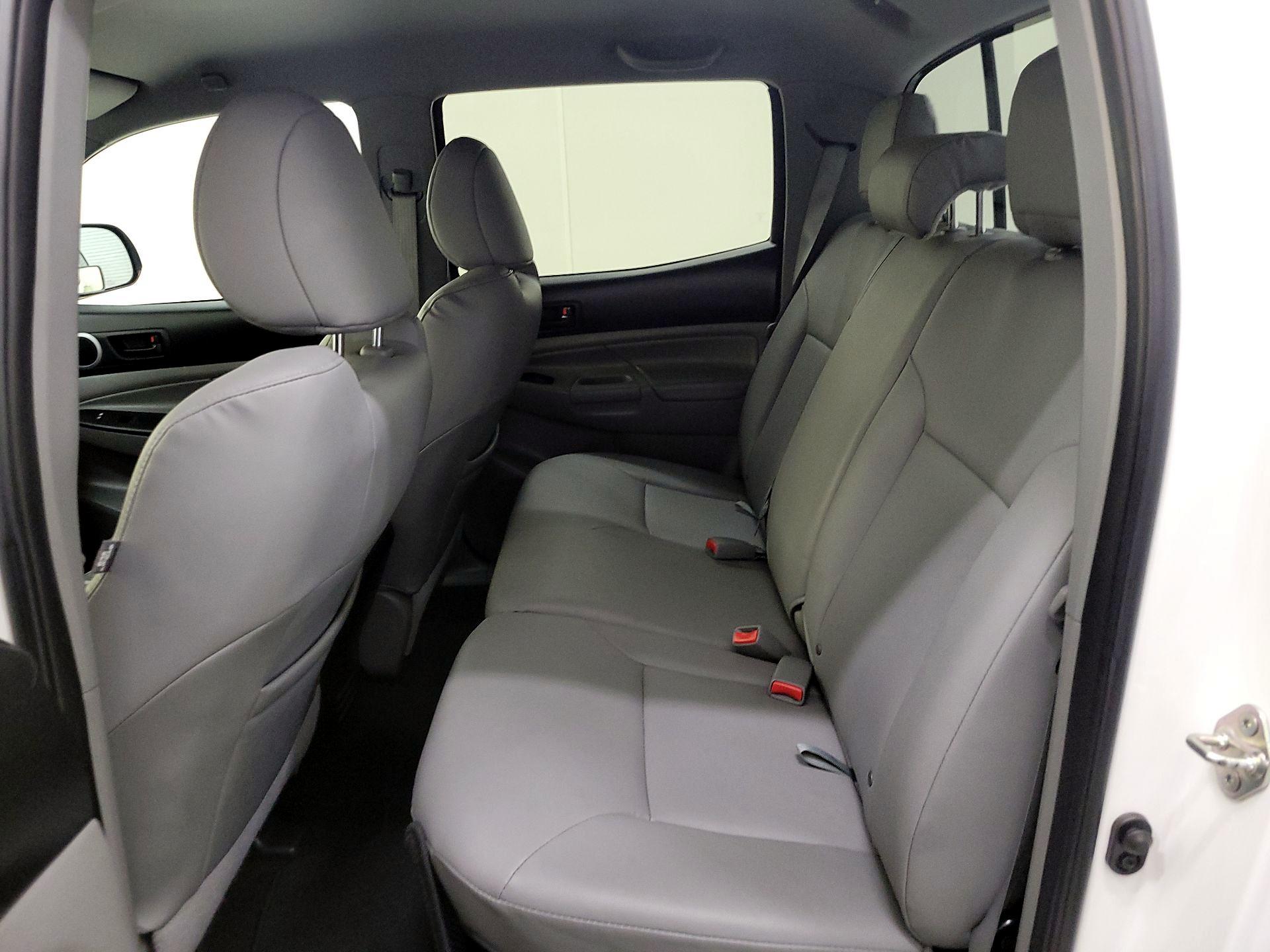 Thumbnail: 2014 Toyota Tacoma - 19
