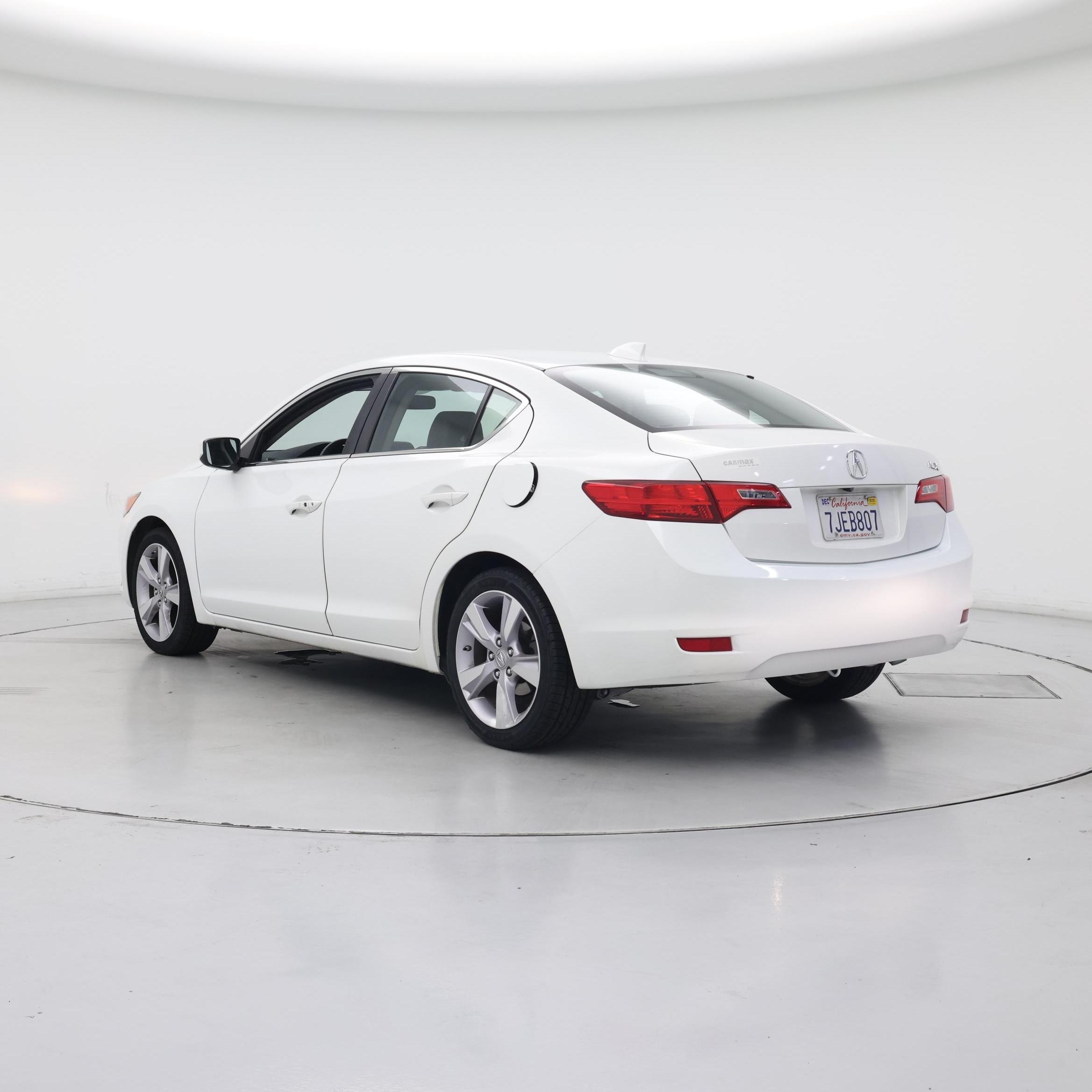 Thumbnail: 2015 Acura ILX - 2