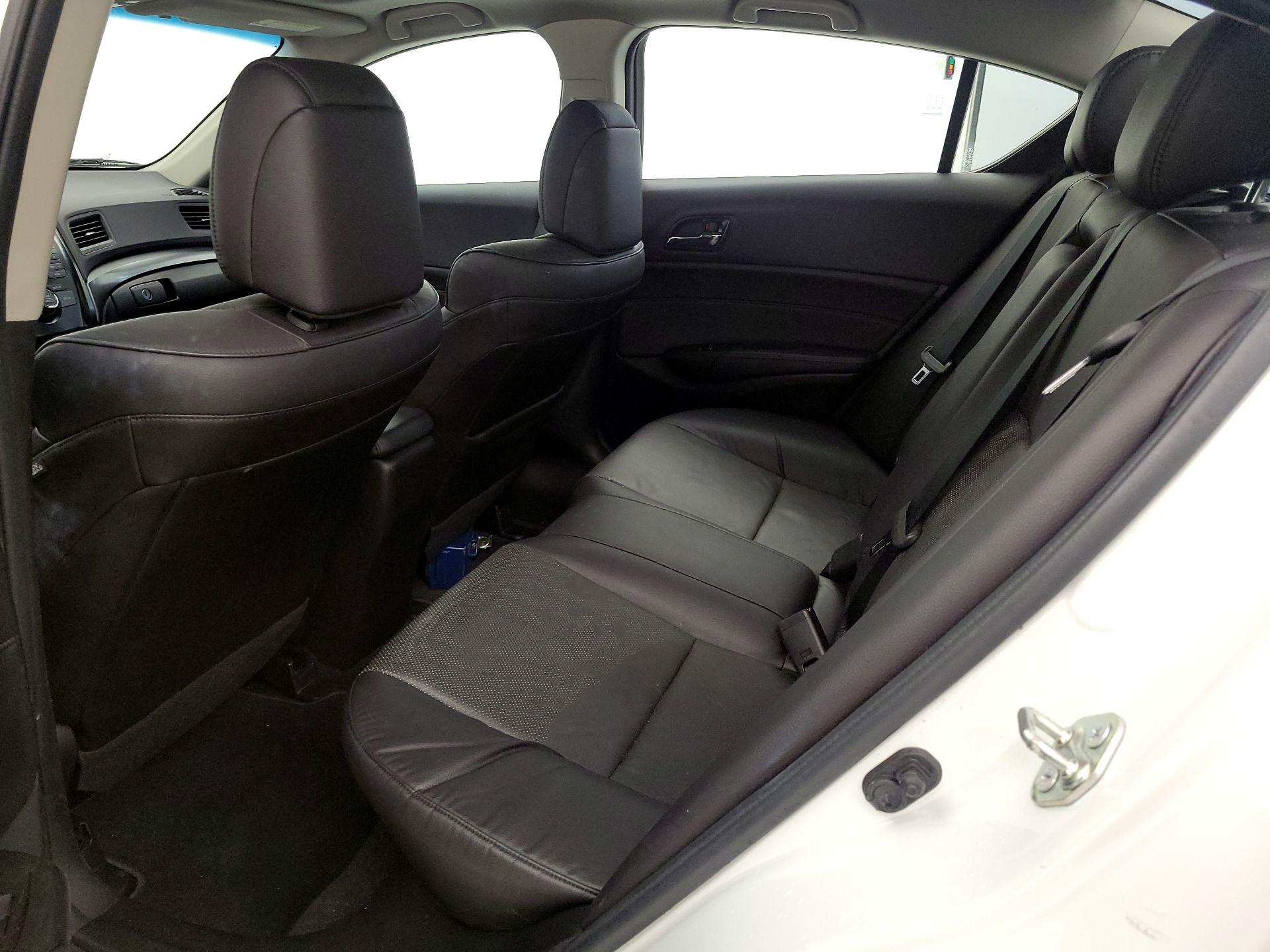 Thumbnail: 2015 Acura ILX - 20