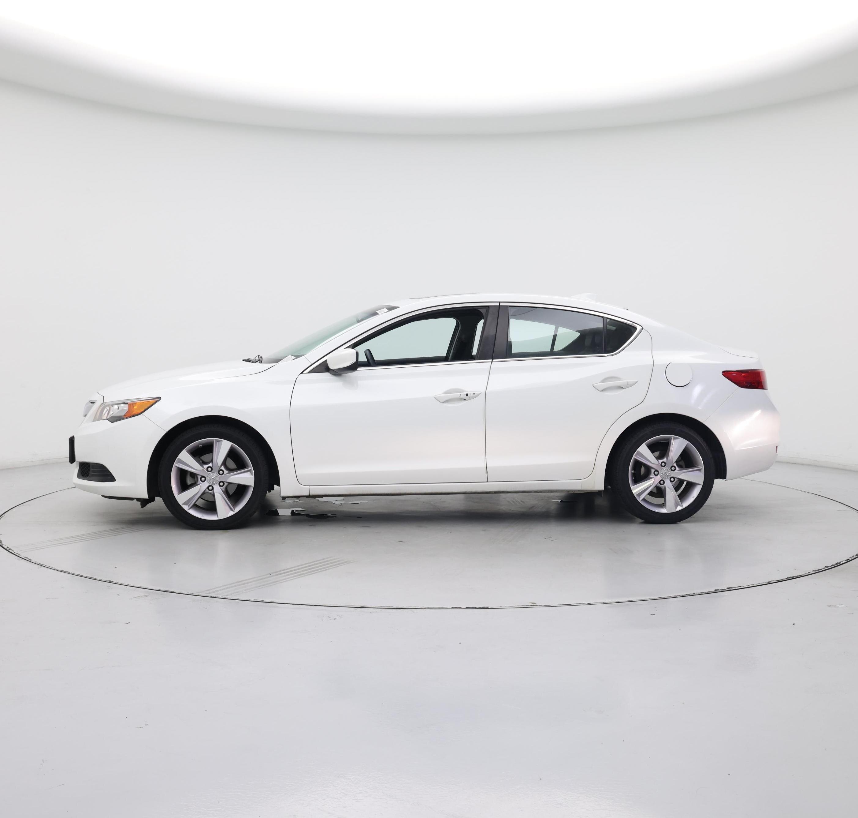 Thumbnail: 2015 Acura ILX - 3