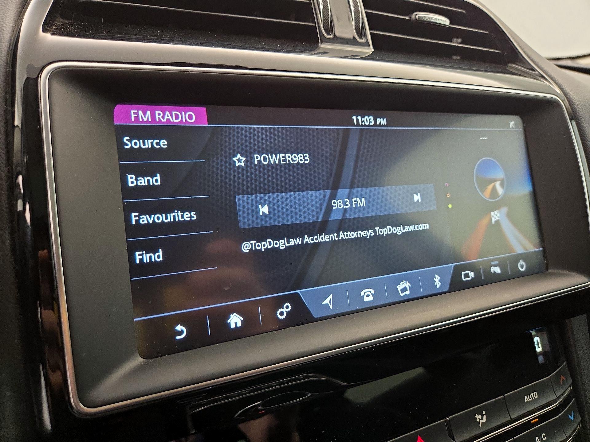 Thumbnail: 2019 Jaguar F-Pace - 16