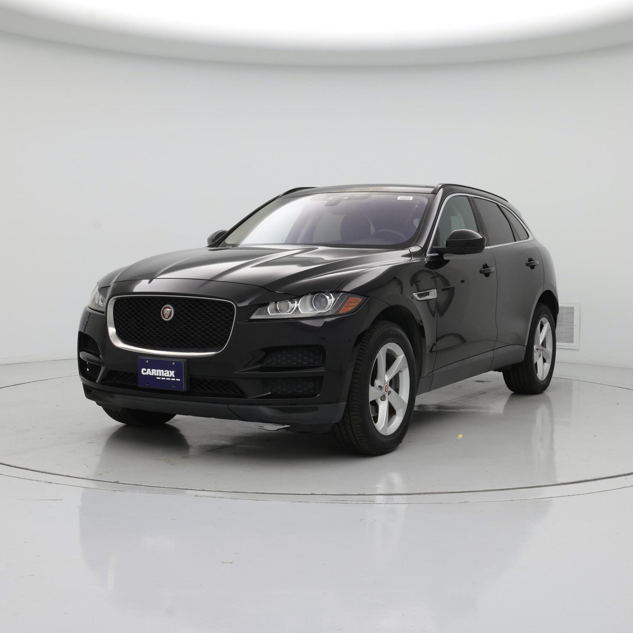 Thumbnail: 2019 Jaguar F-Pace - 4
