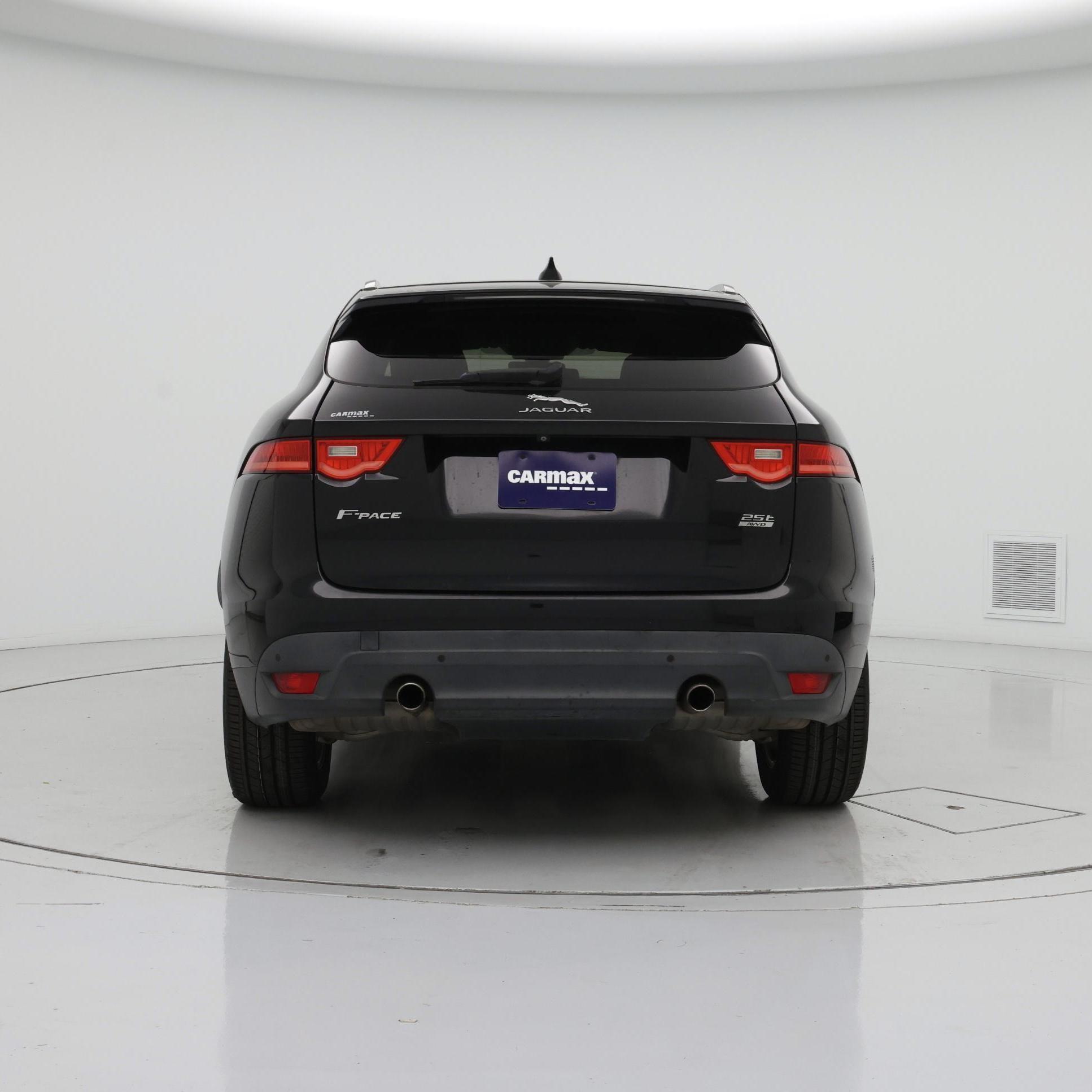Thumbnail: 2019 Jaguar F-Pace - 6