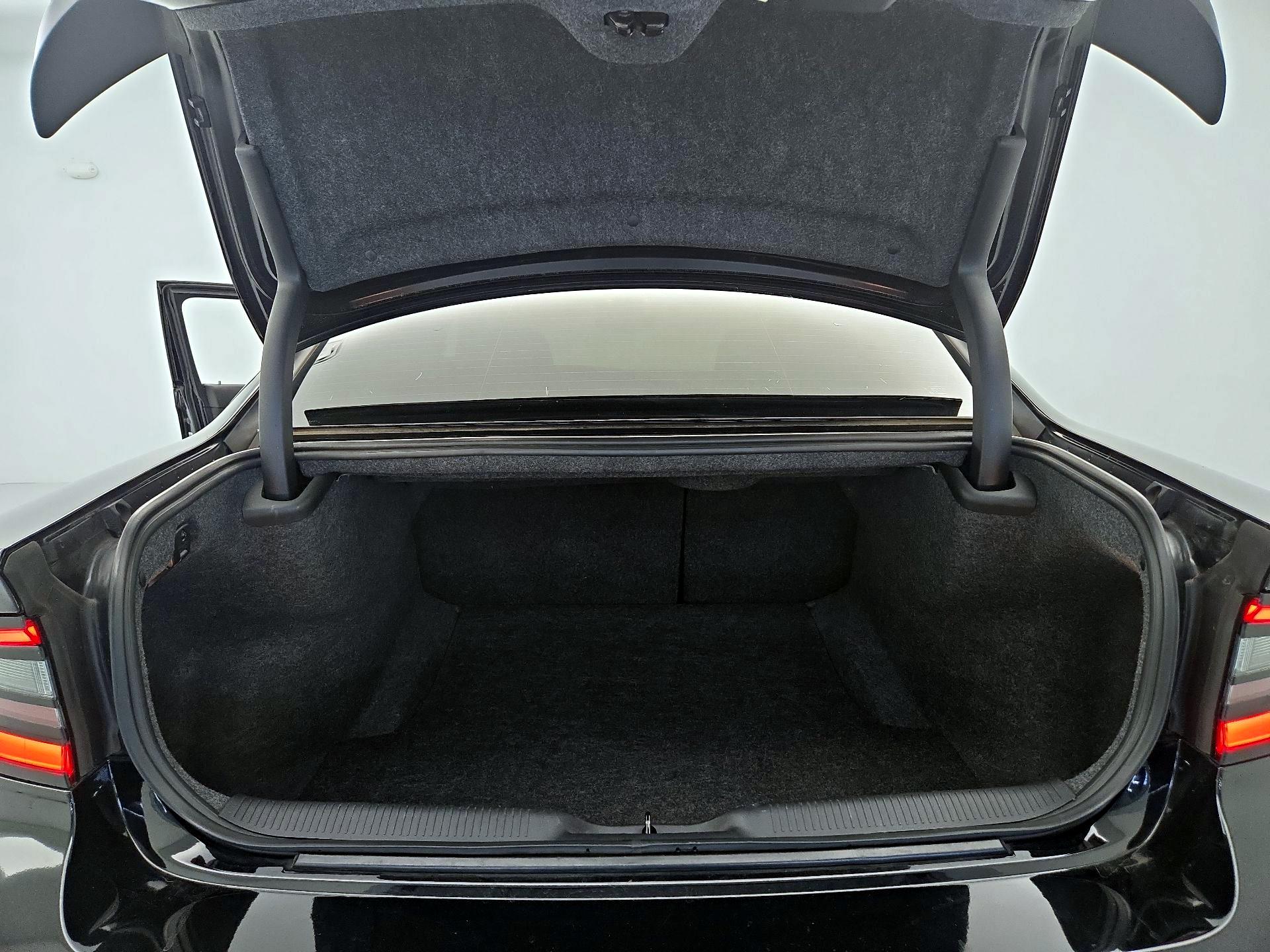 Thumbnail: 2021 Dodge Charger - 20