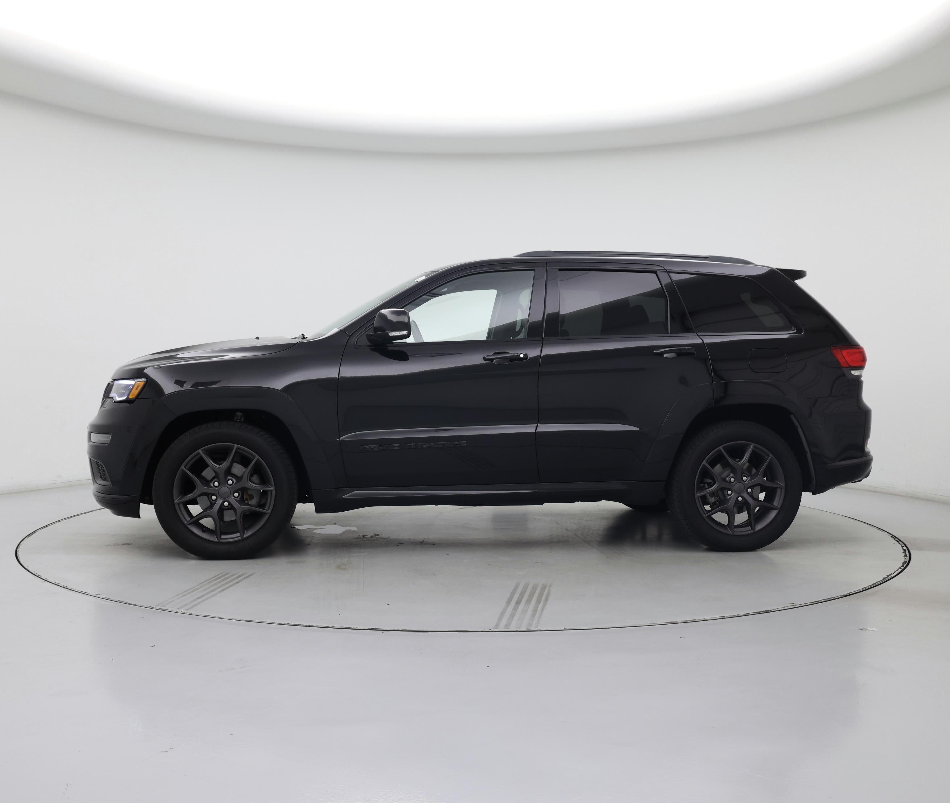 Thumbnail: 2019 Jeep Grand Cherokee - 3