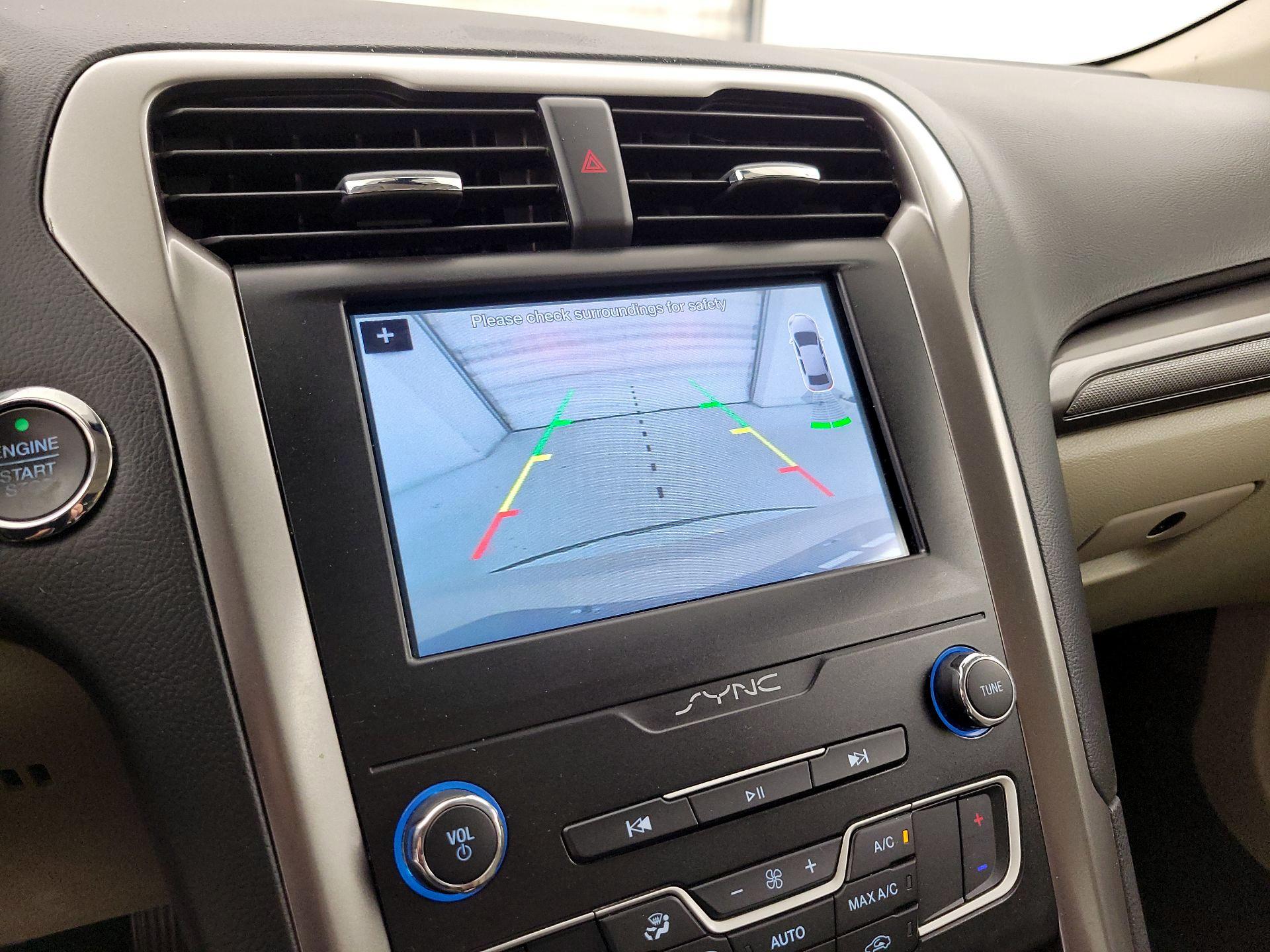 Thumbnail: 2019 Ford Fusion - 14