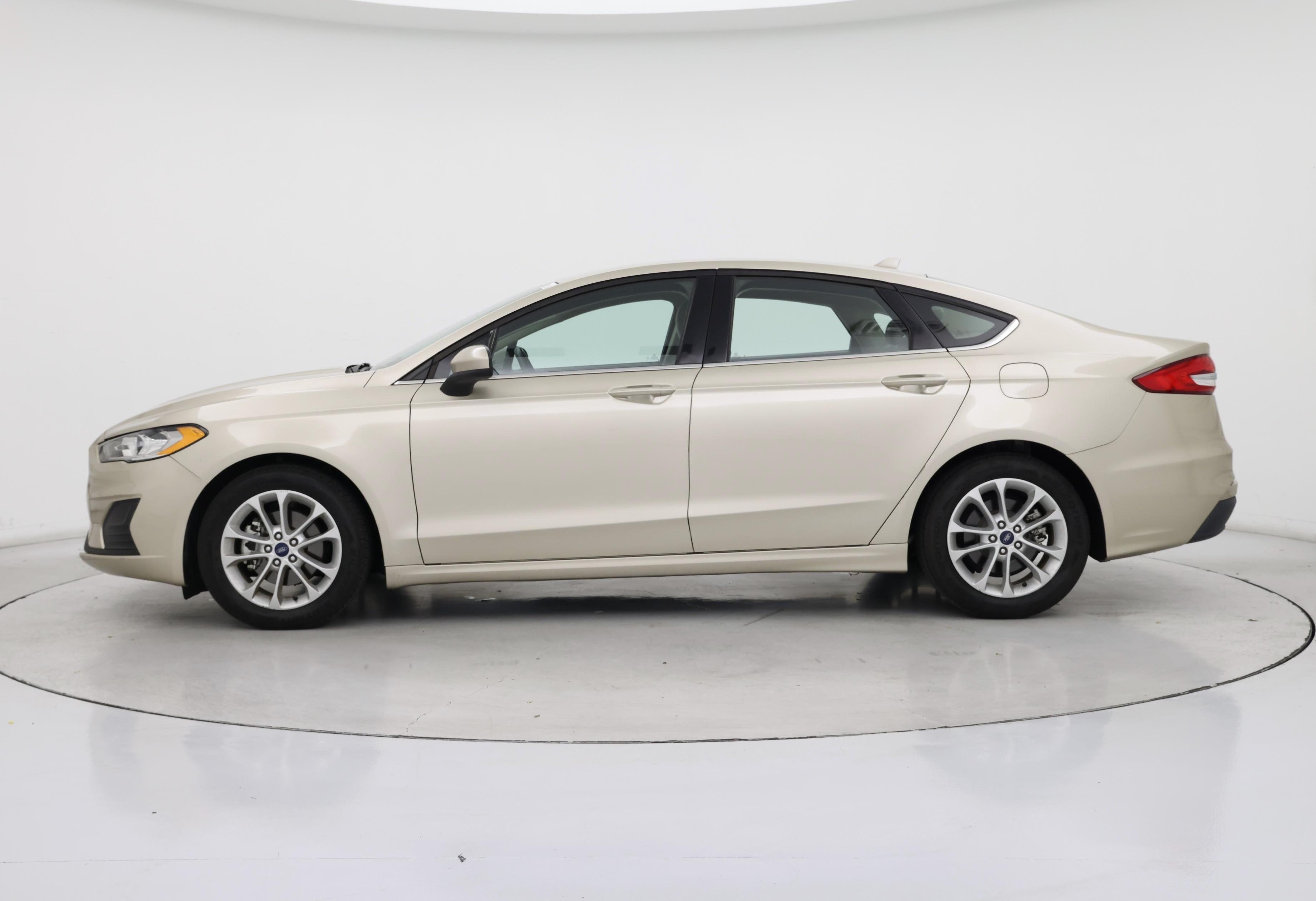 Thumbnail: 2019 Ford Fusion - 3