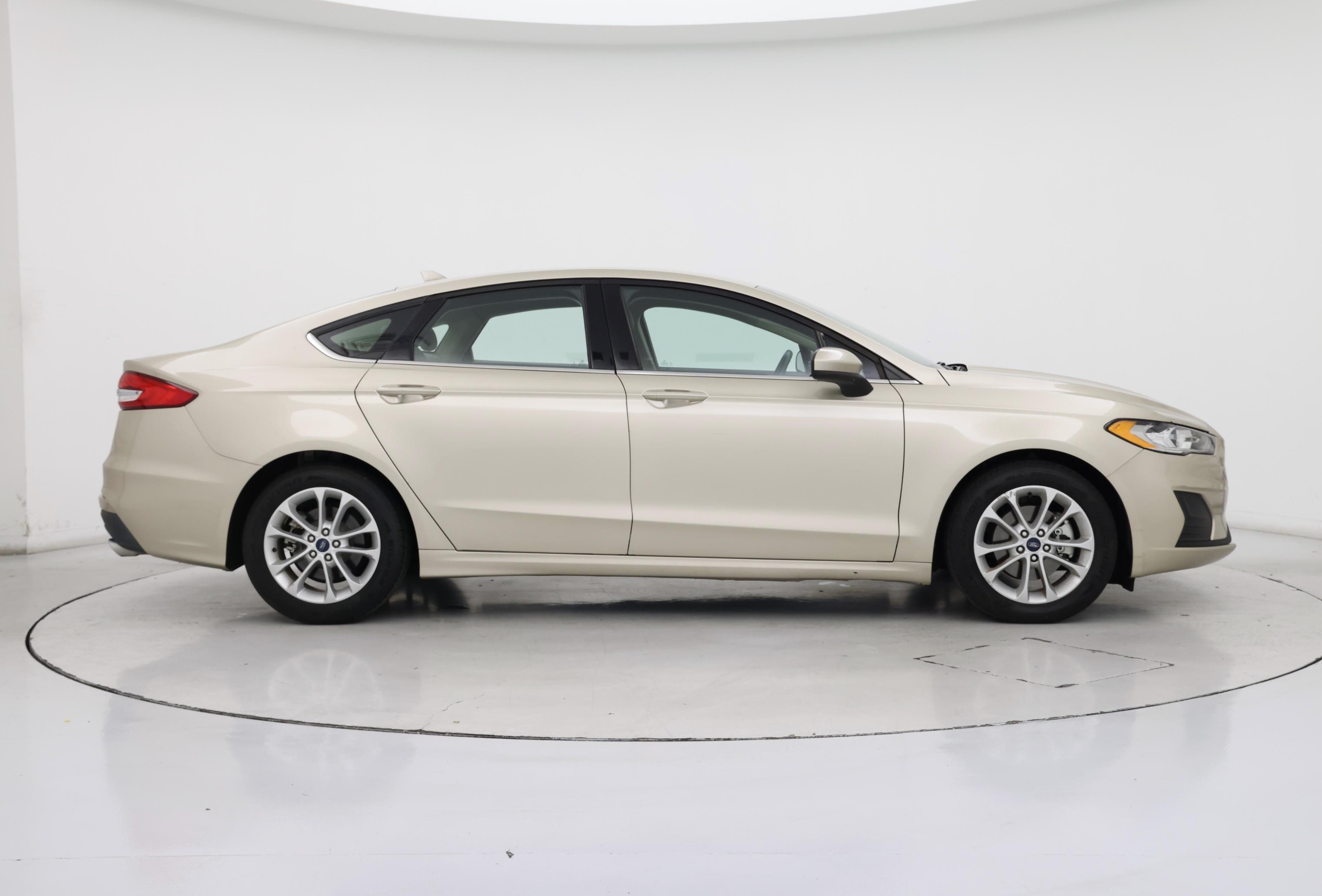 Thumbnail: 2019 Ford Fusion - 7
