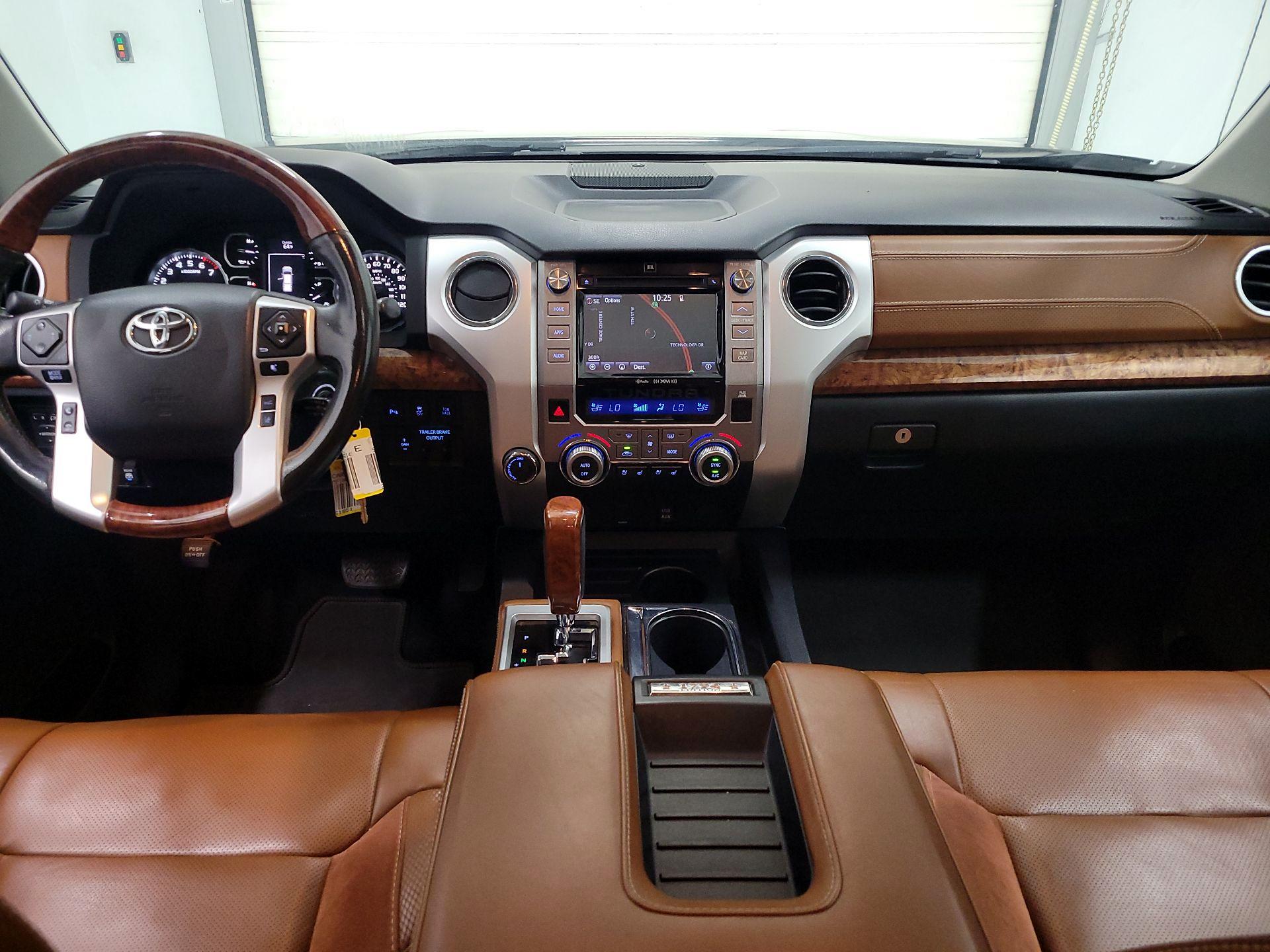 Thumbnail: 2019 Toyota Tundra - 9
