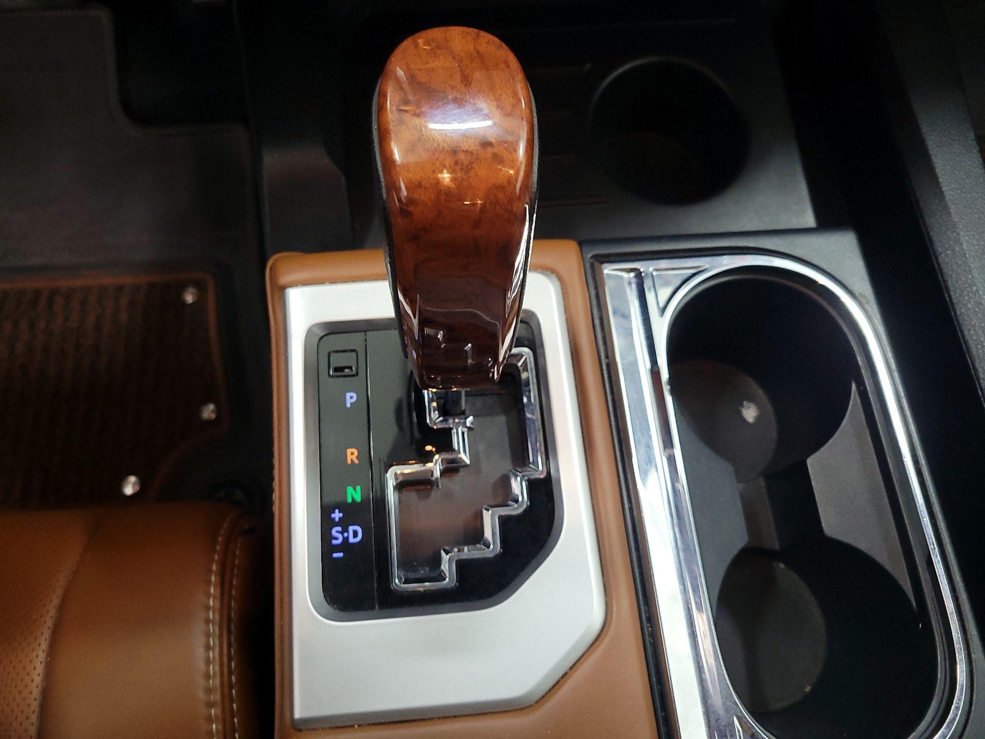 Thumbnail: 2019 Toyota Tundra - 18