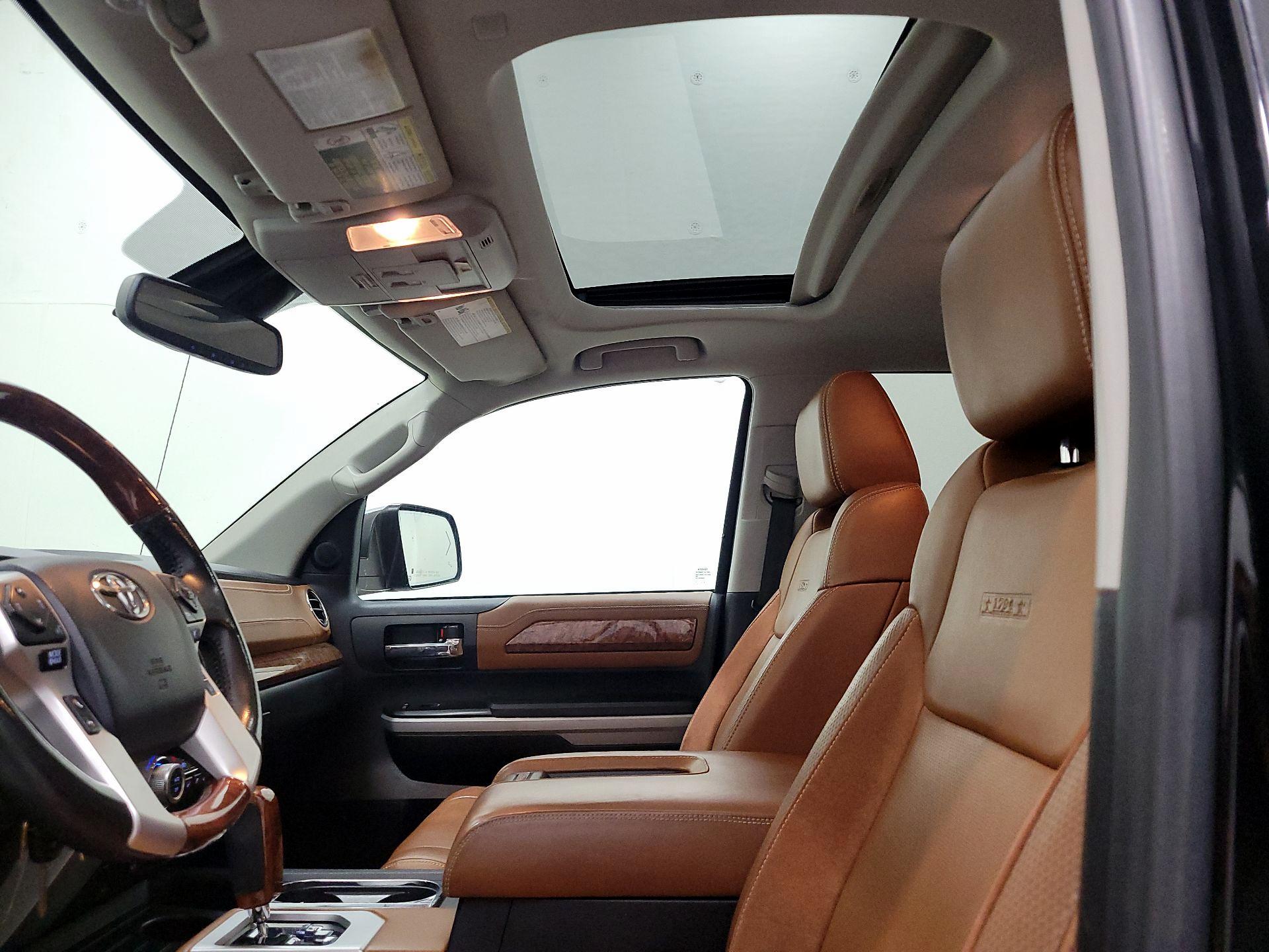 Thumbnail: 2019 Toyota Tundra - 20