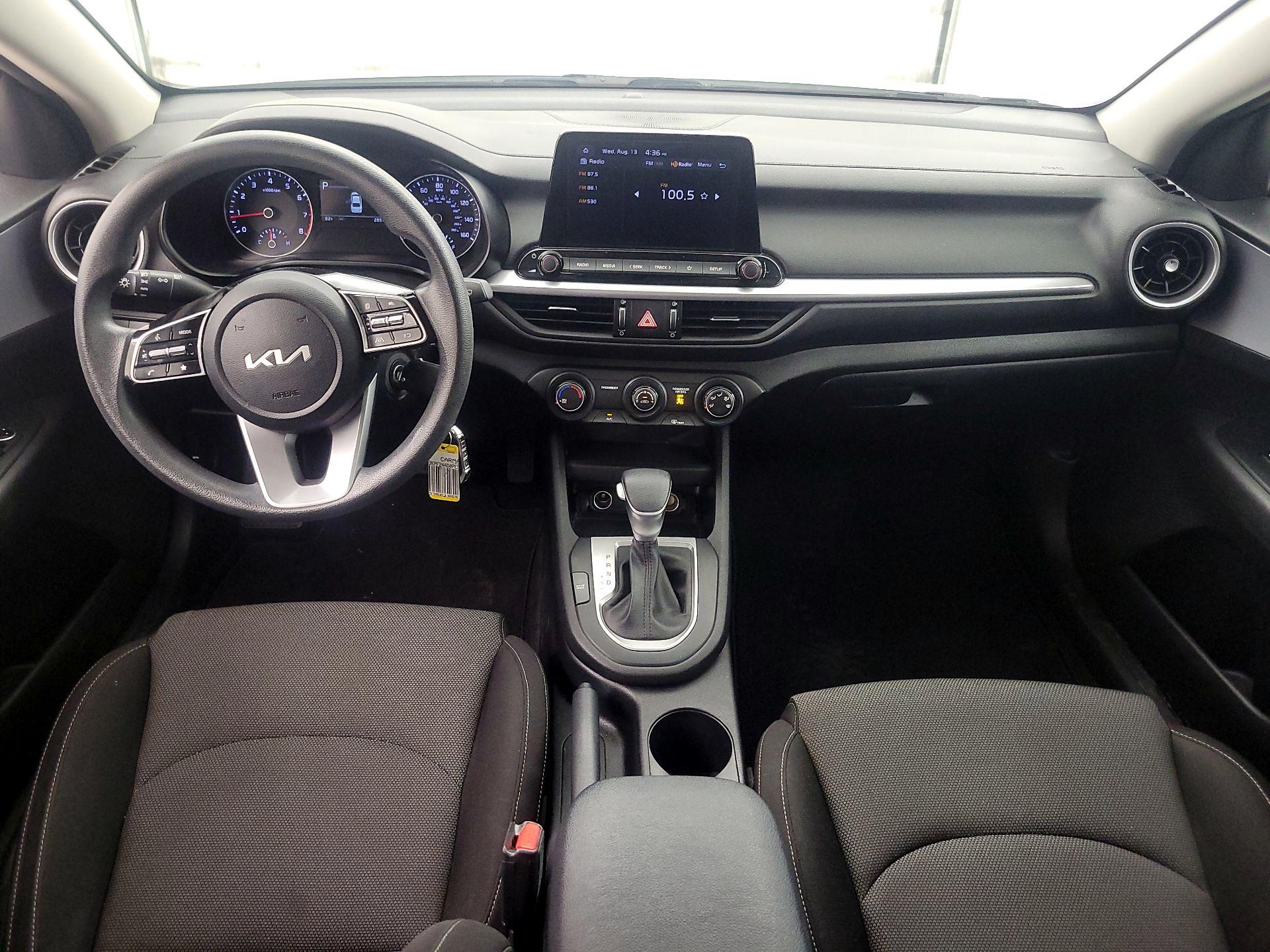 Thumbnail: 2023 Kia Forte - 9