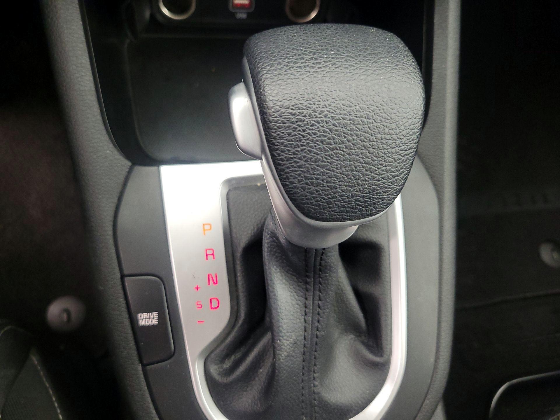 Thumbnail: 2023 Kia Forte - 17