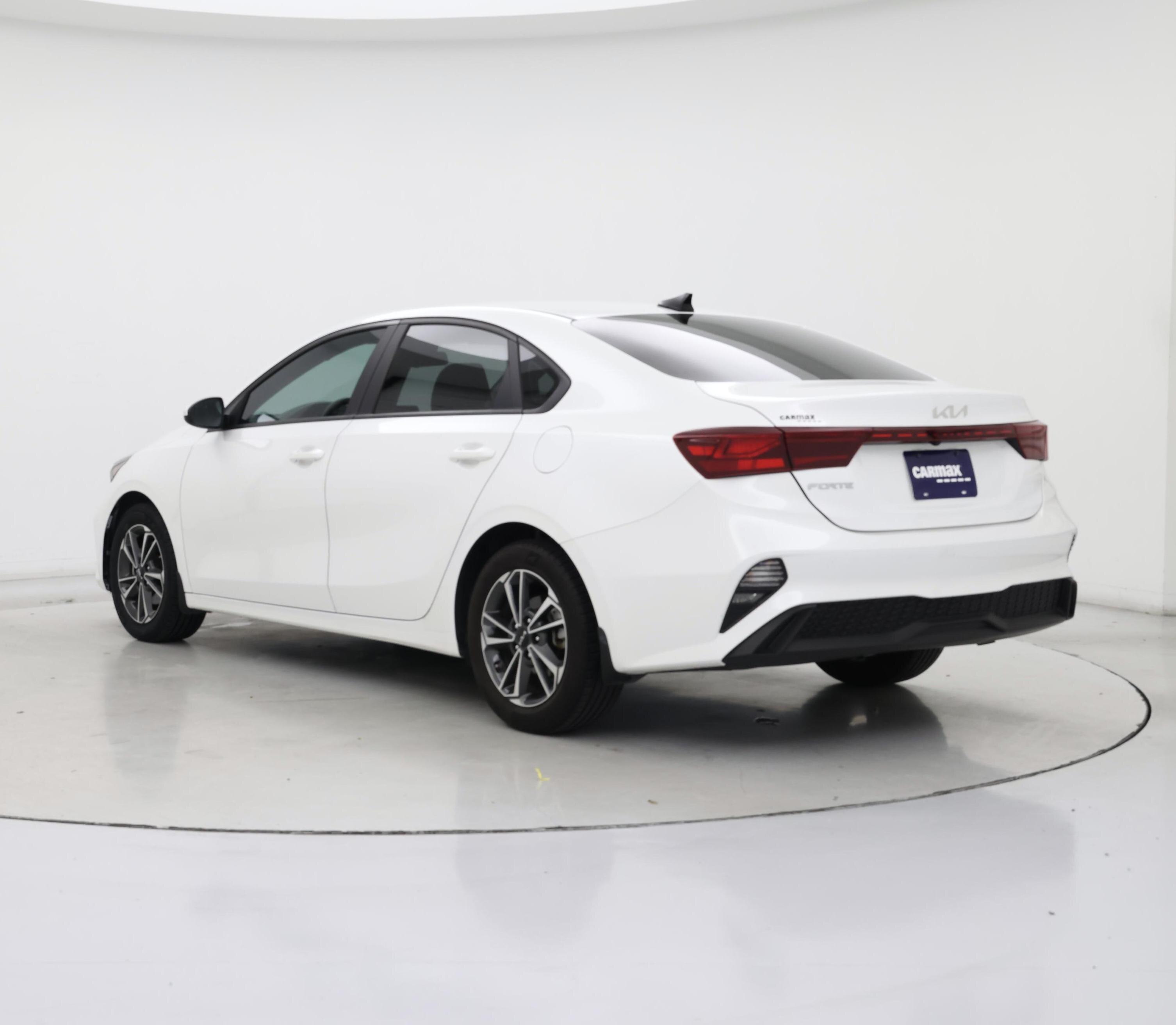 Thumbnail: 2023 Kia Forte - 2