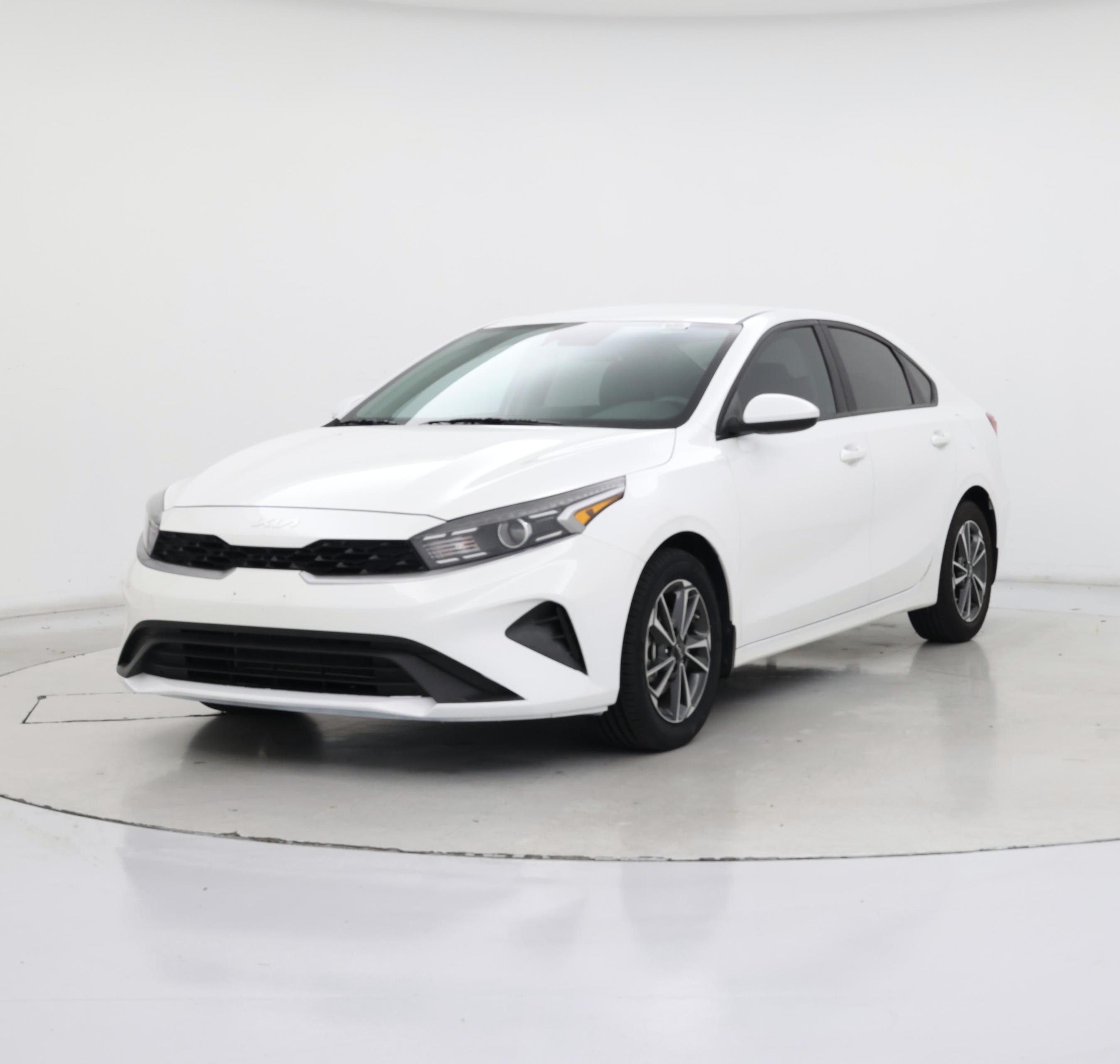 Thumbnail: 2023 Kia Forte - 4