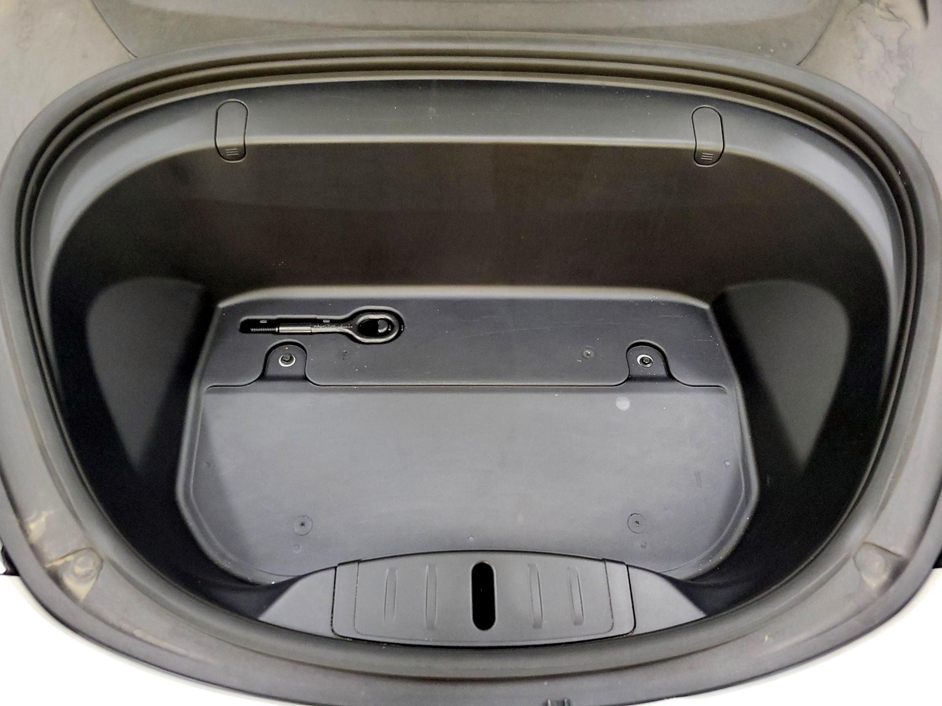 Thumbnail: 2019 Tesla Model 3 - 20