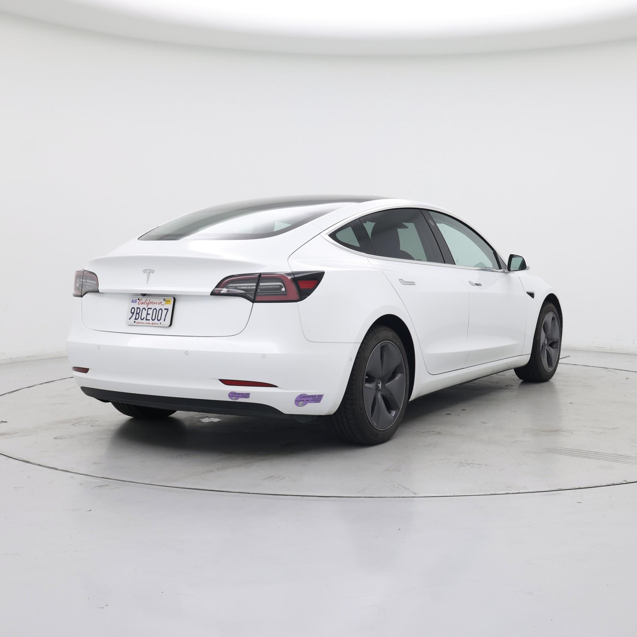 Thumbnail: 2019 Tesla Model 3 - 8