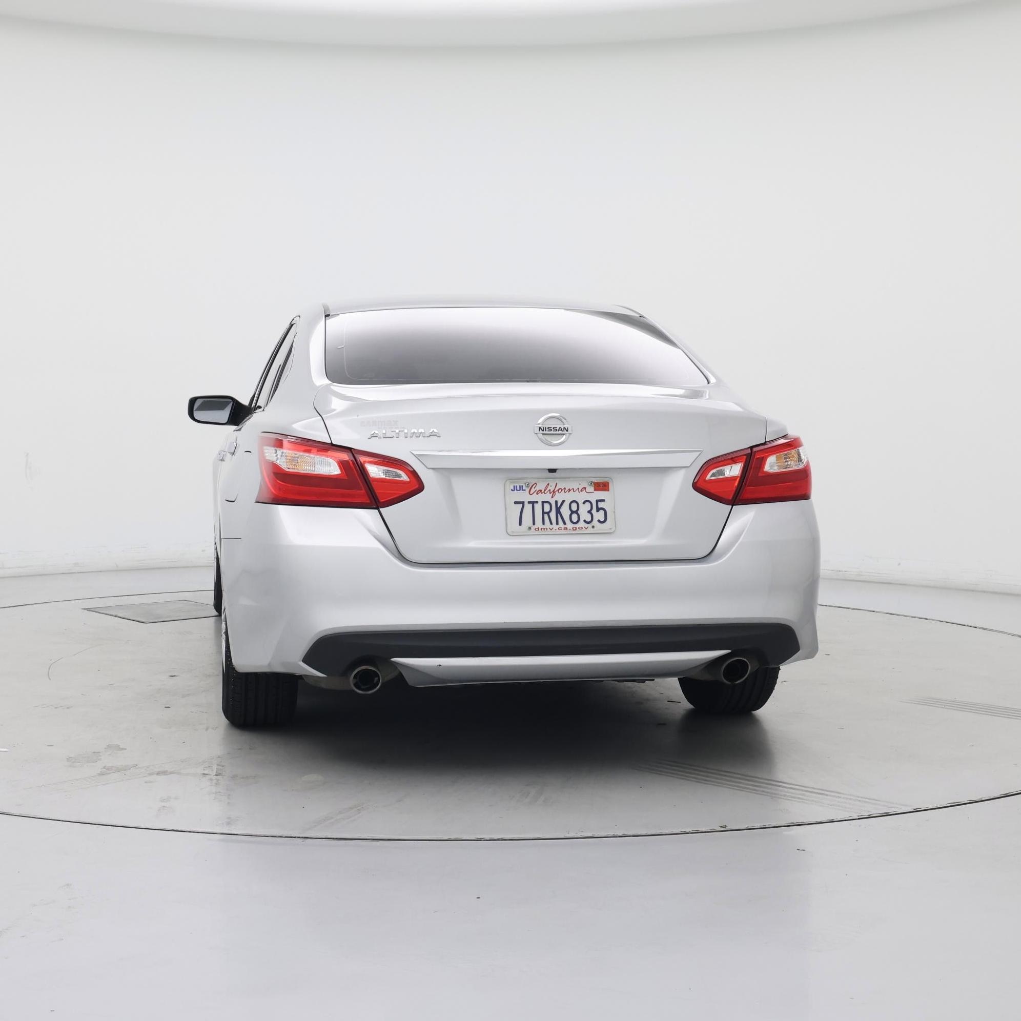 Thumbnail: 2016 Nissan Altima - 6
