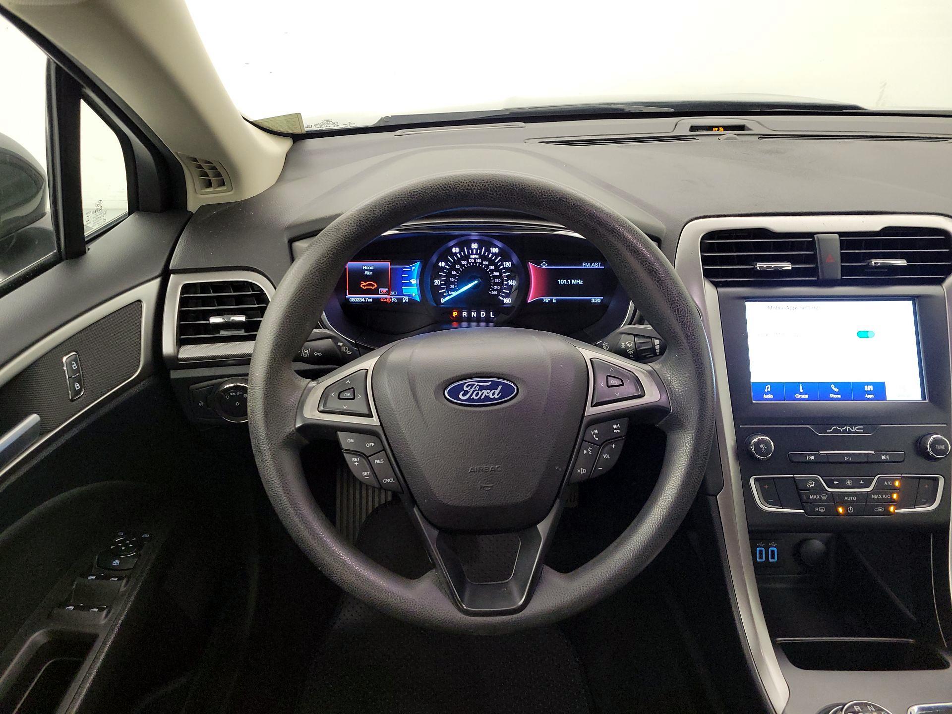 Thumbnail: 2020 Ford Fusion - 10