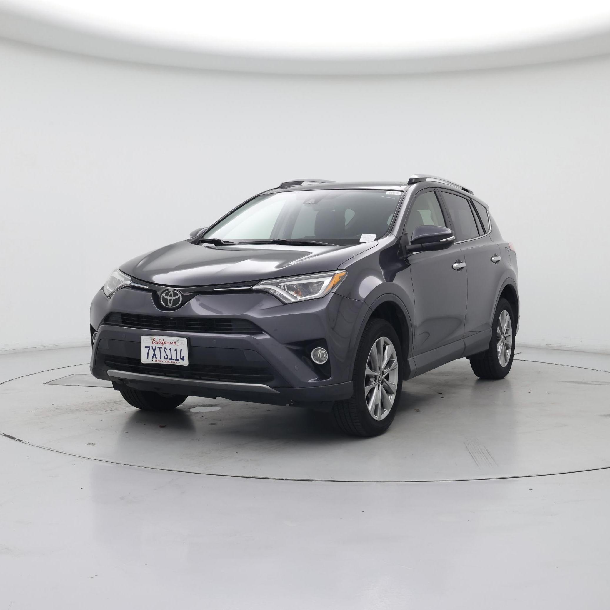 Thumbnail: 2017 Toyota RAV4 - 4