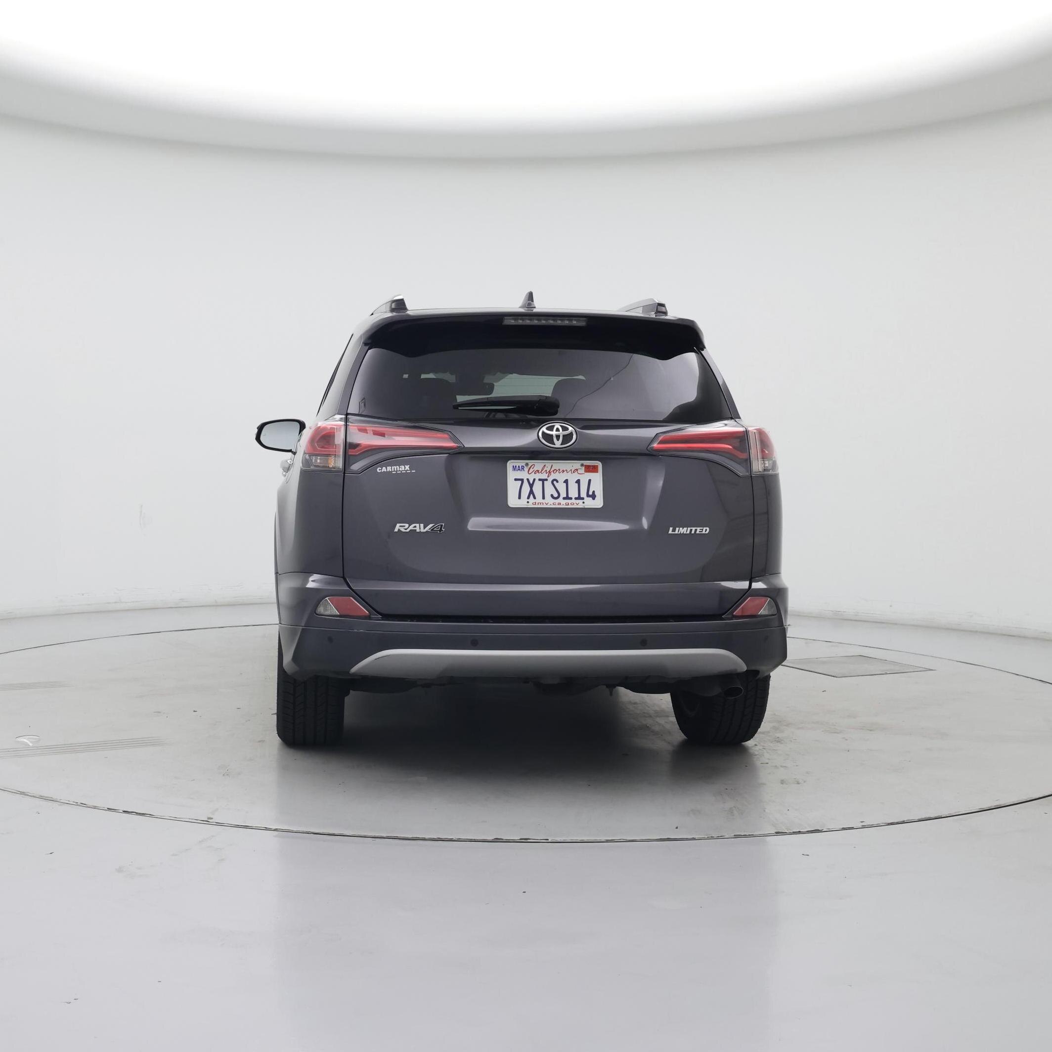 Thumbnail: 2017 Toyota RAV4 - 6