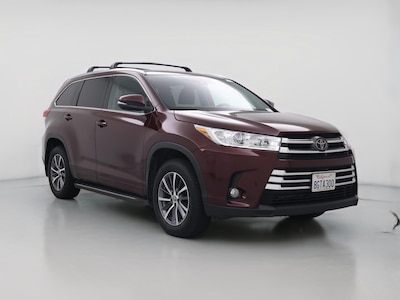 Red 2018 Toyota Highlander XLE