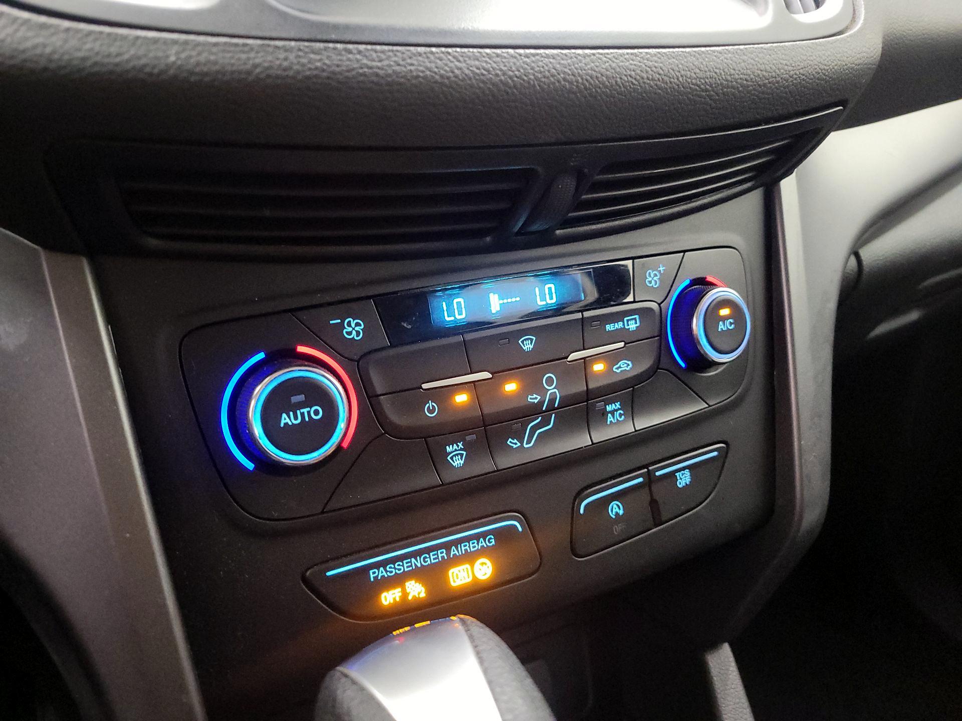 Thumbnail: 2017 Ford Escape - 16