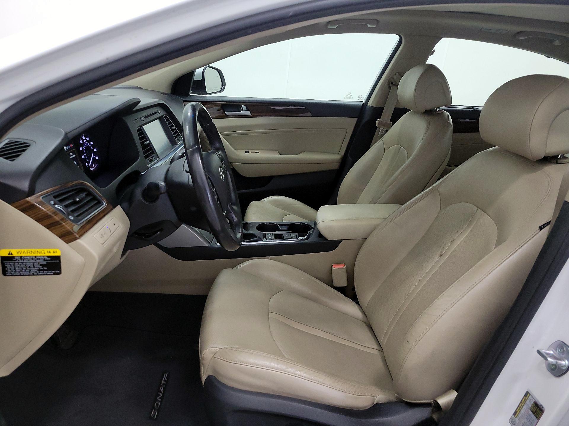 Thumbnail: 2016 Hyundai Sonata - 11