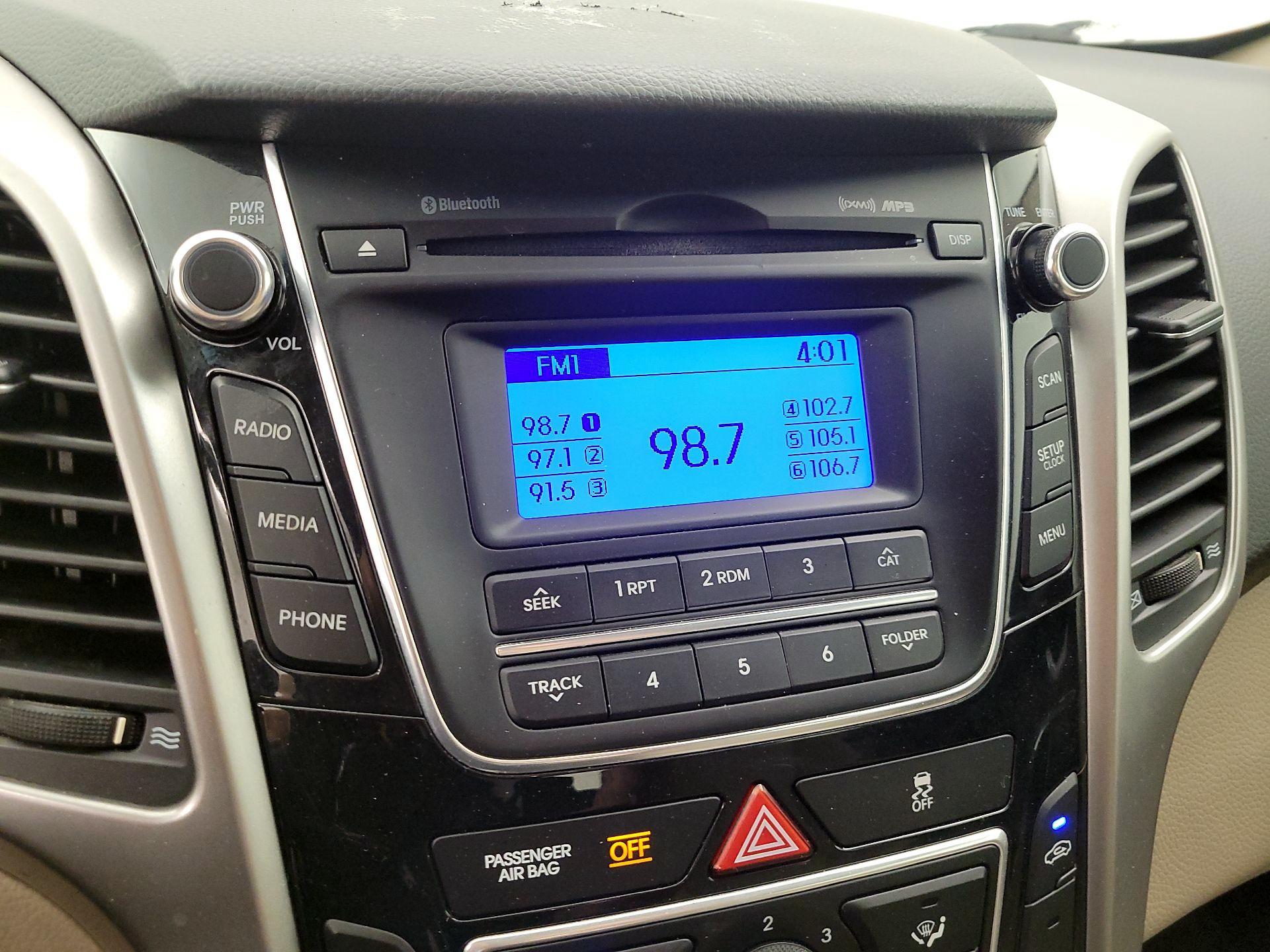 Thumbnail: 2013 Hyundai Elantra - 13