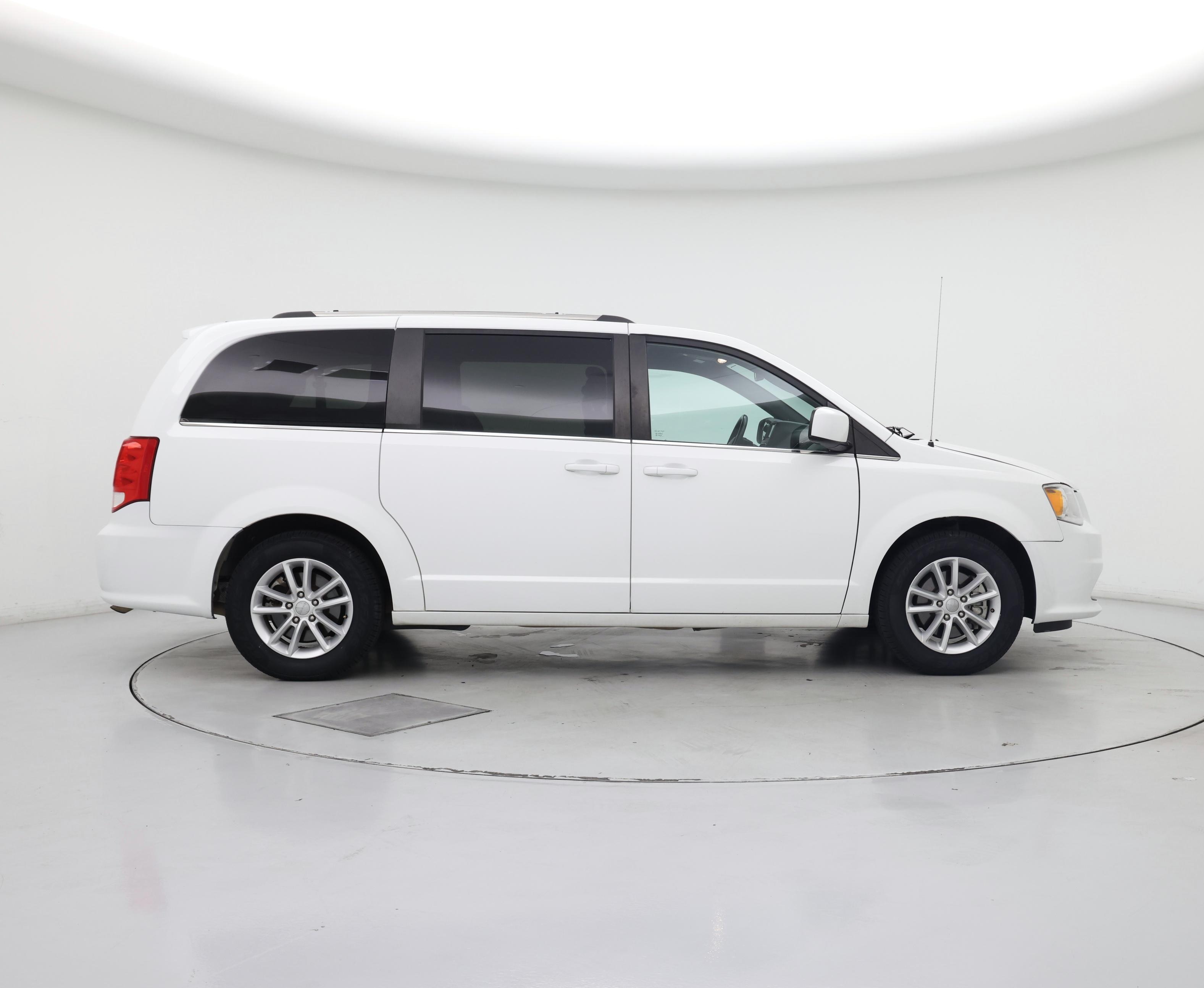 Thumbnail: 2019 Dodge Grand Caravan - 7