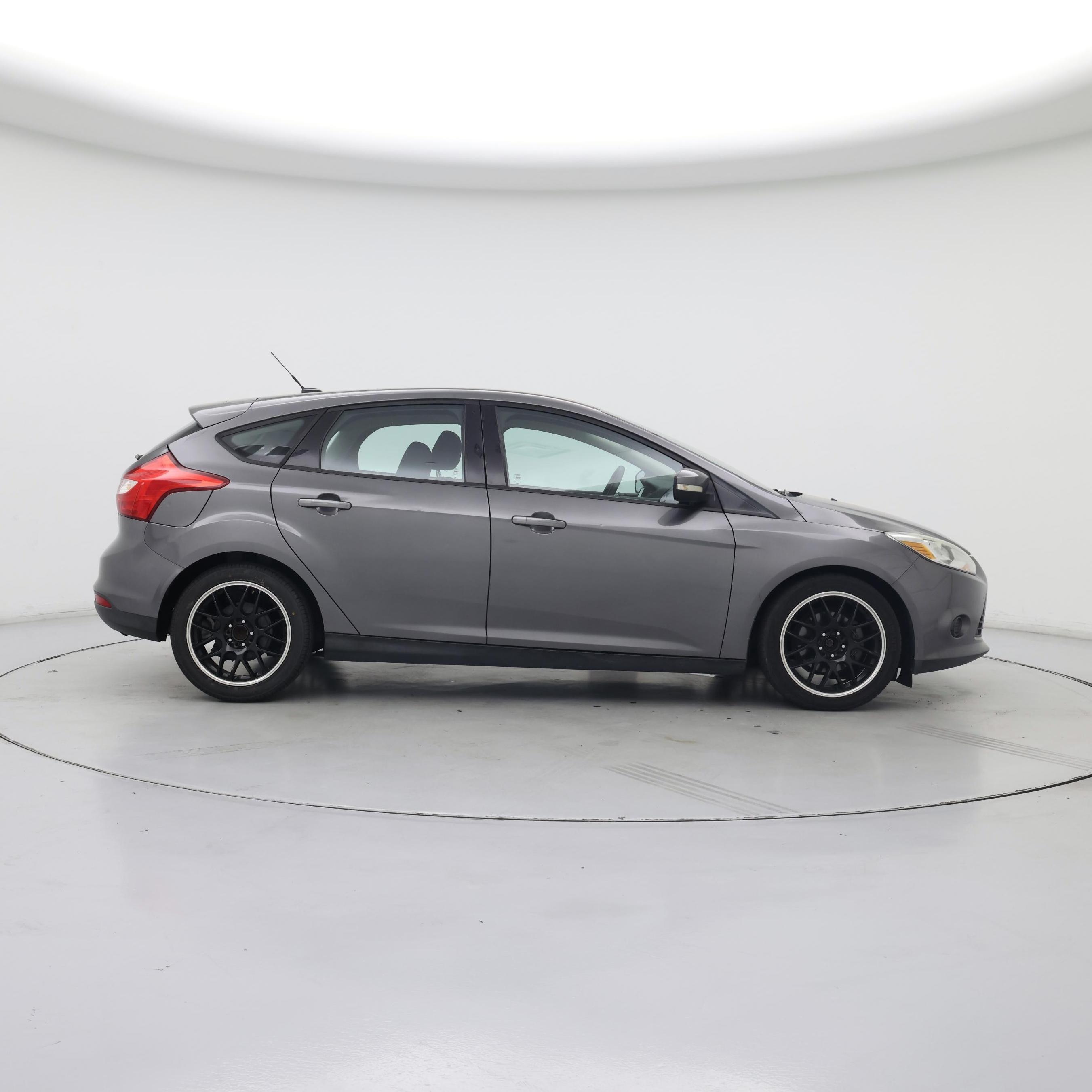 Thumbnail: 2013 Ford Focus - 7