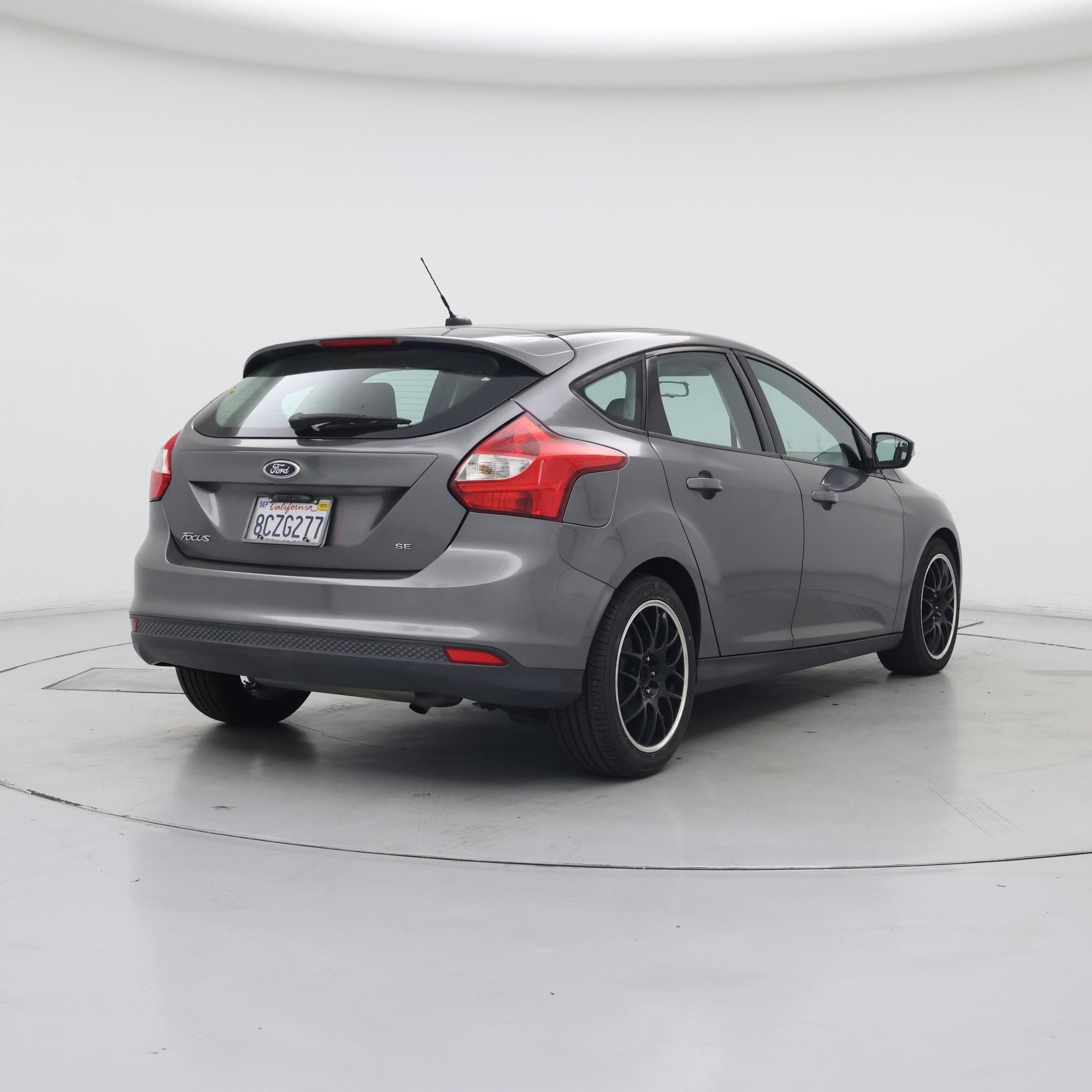 Thumbnail: 2013 Ford Focus - 8