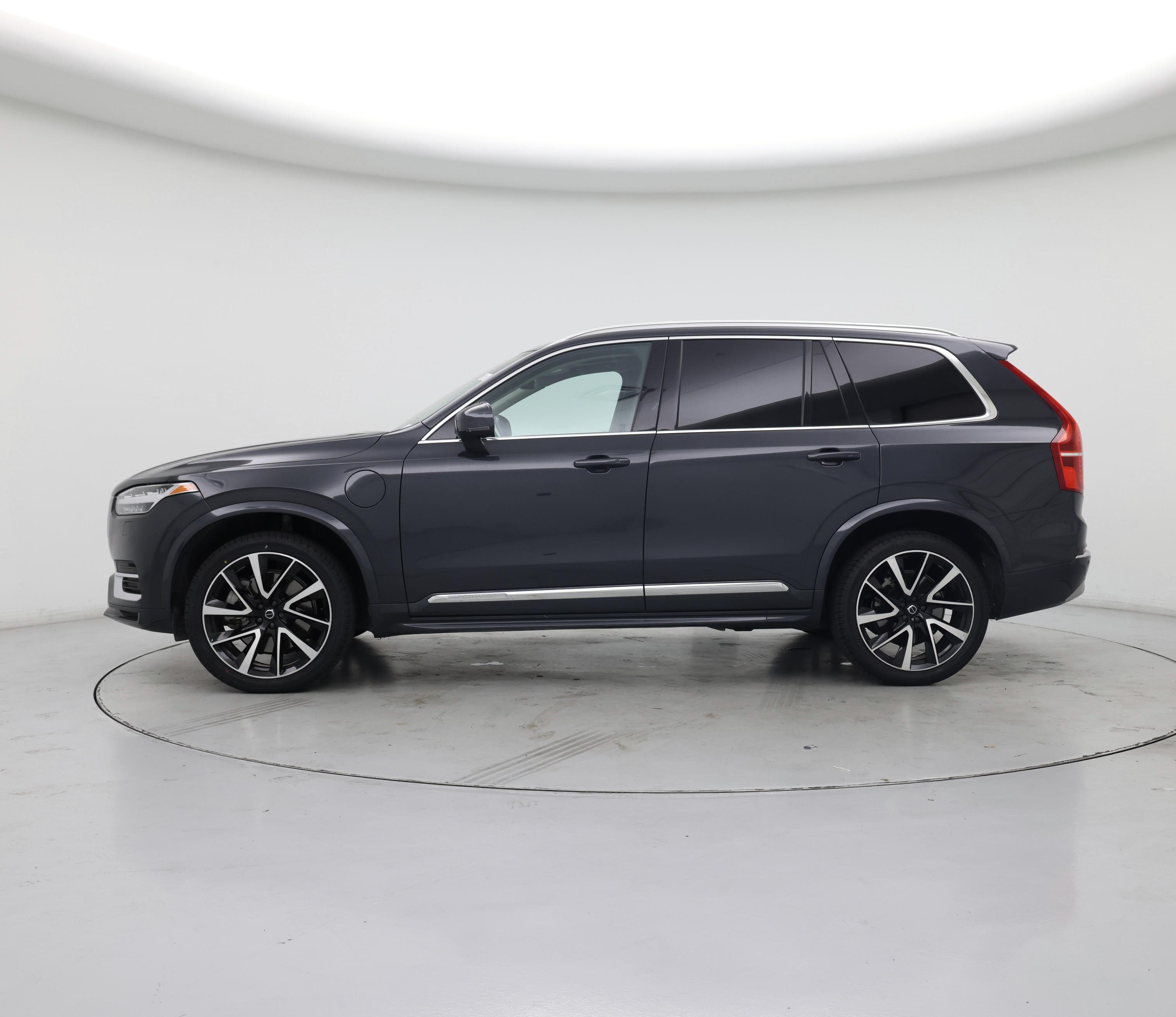 Thumbnail: 2022 Volvo XC90 - 3