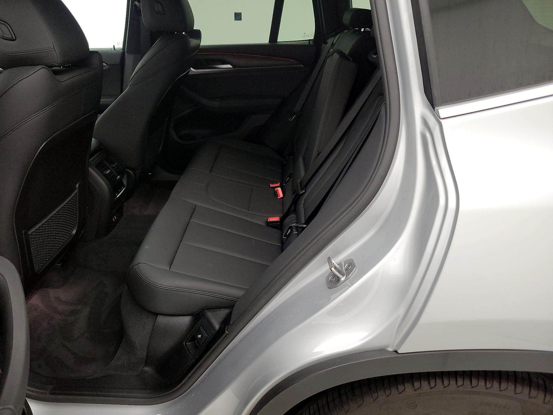 Thumbnail: 2021 BMW X3 - 19