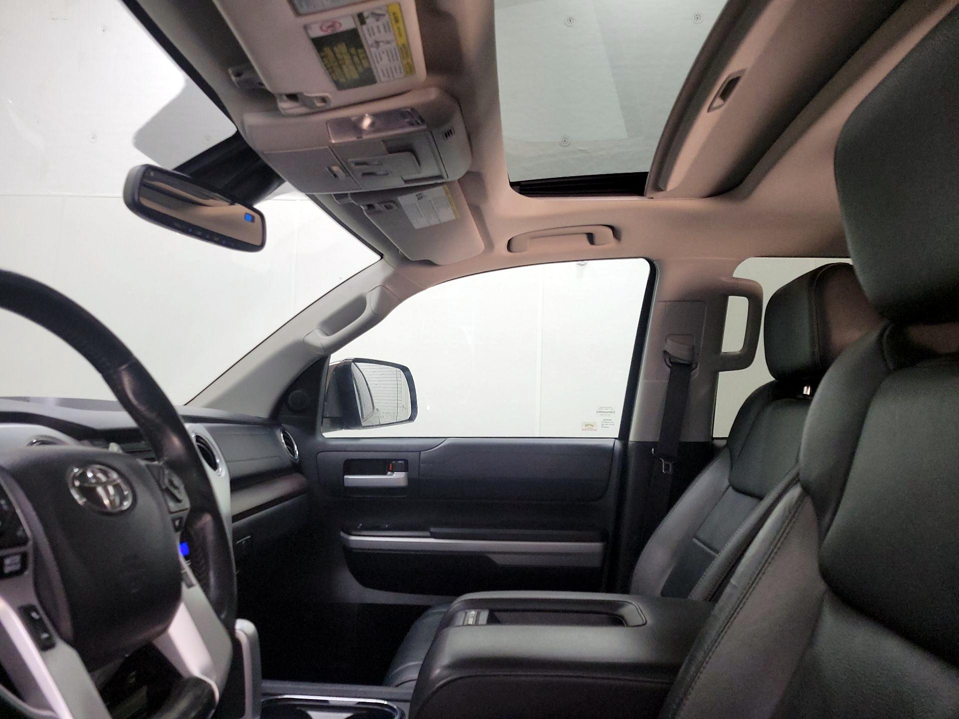 Thumbnail: 2018 Toyota Tundra - 19