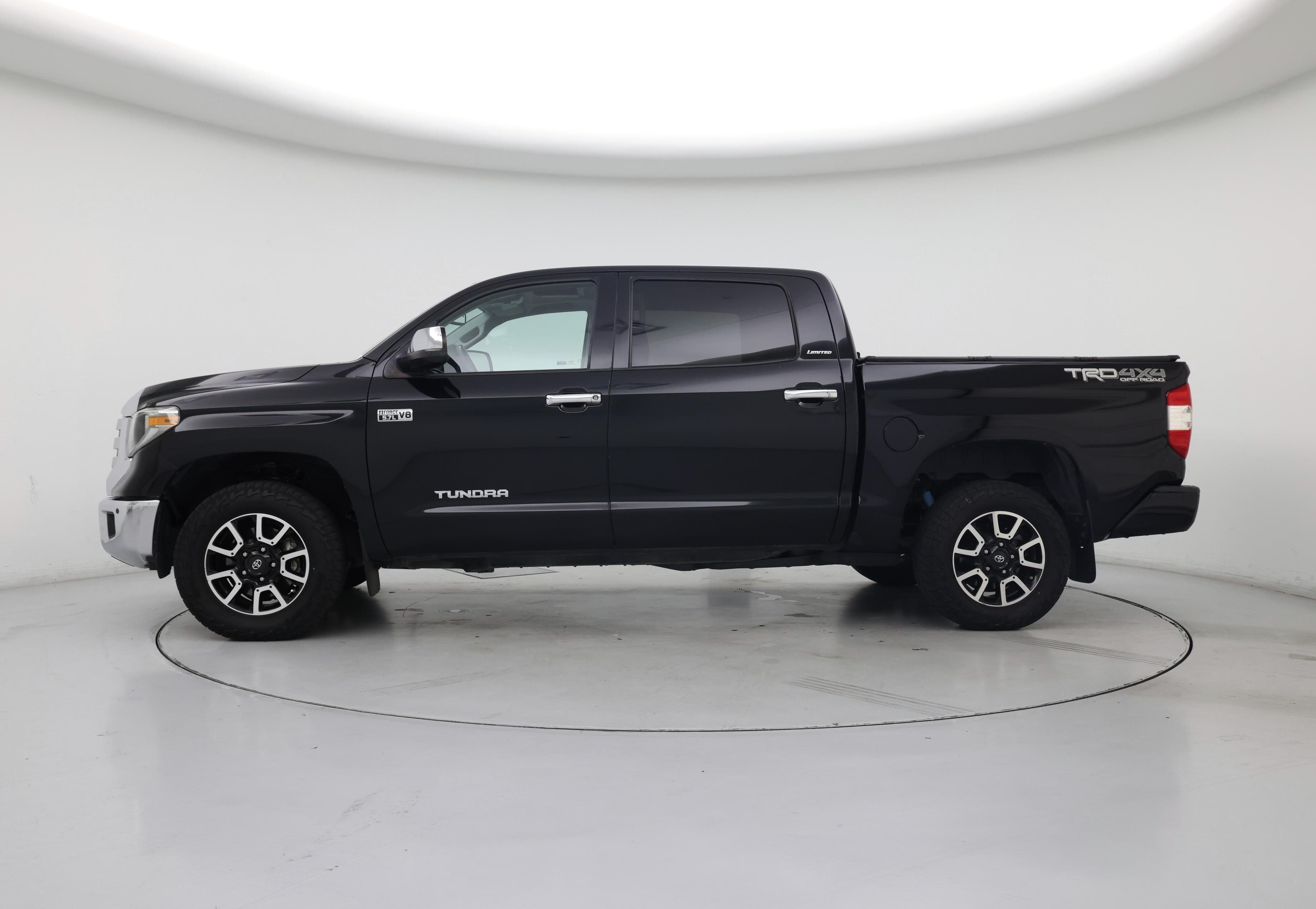 Thumbnail: 2018 Toyota Tundra - 3