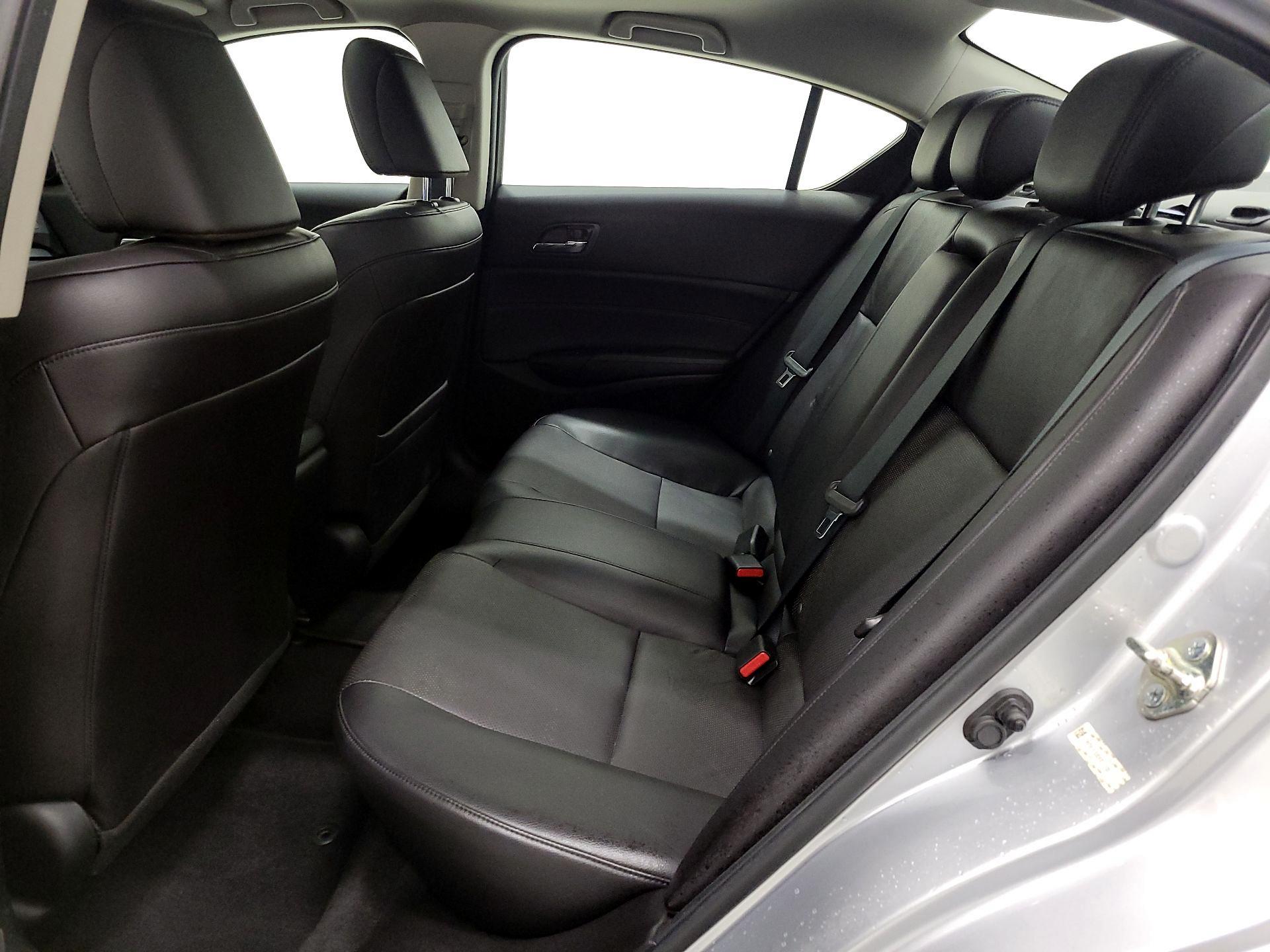 Thumbnail: 2013 Acura ILX - 18