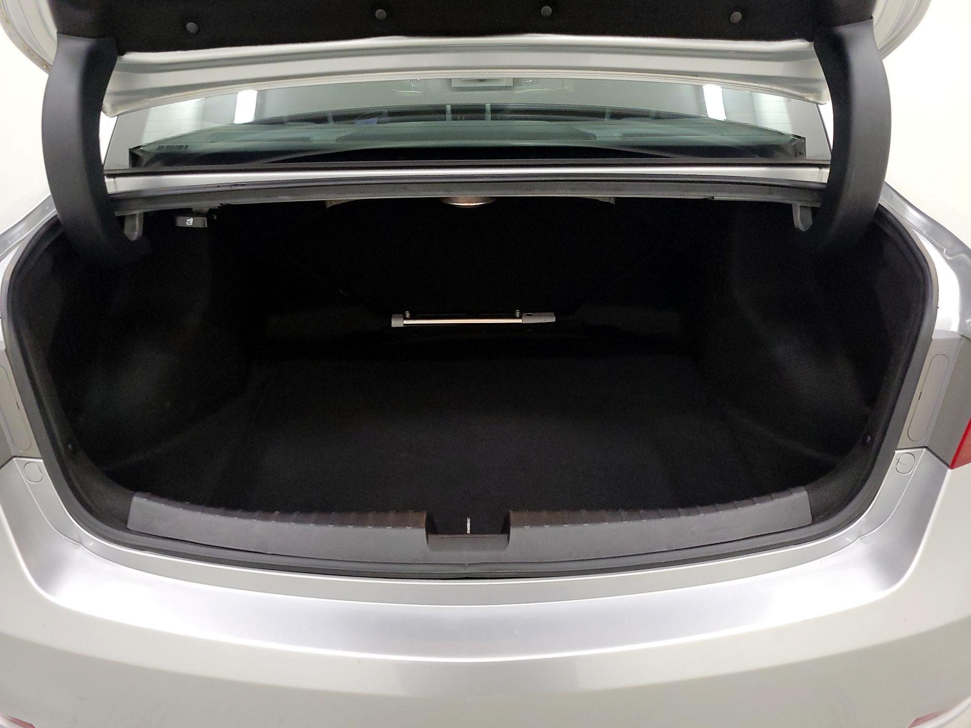 Thumbnail: 2013 Acura ILX - 19